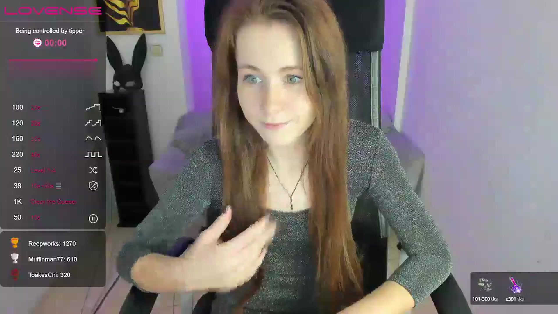 Gallery image thumbnail from Moonshinee's myfreecams stream on, 12/14/2024, 19:08 image 2 of 20
