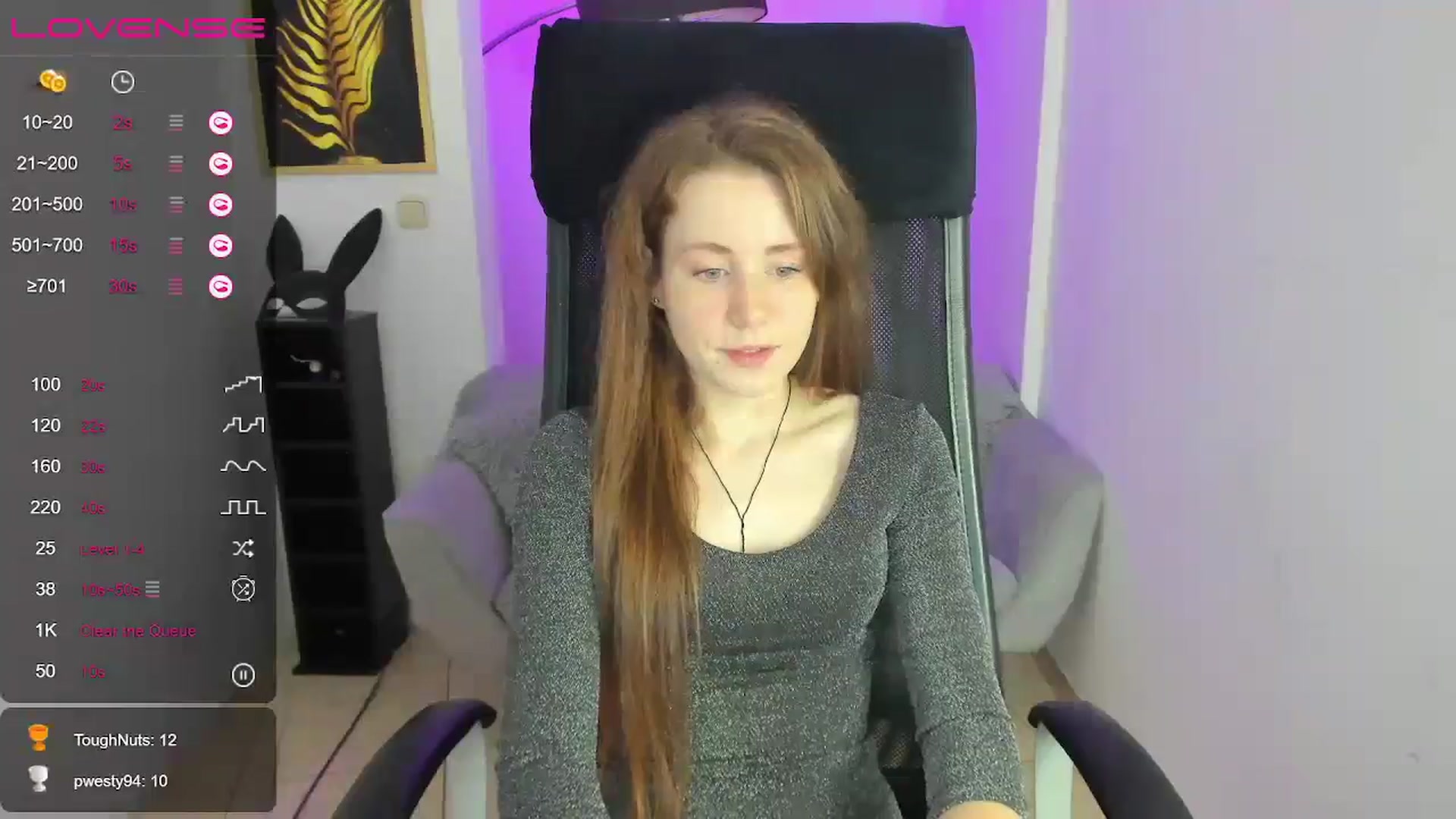Gallery image thumbnail from Moonshinee's myfreecams stream on, 12/15/2024, 14:39 image 4 of 20