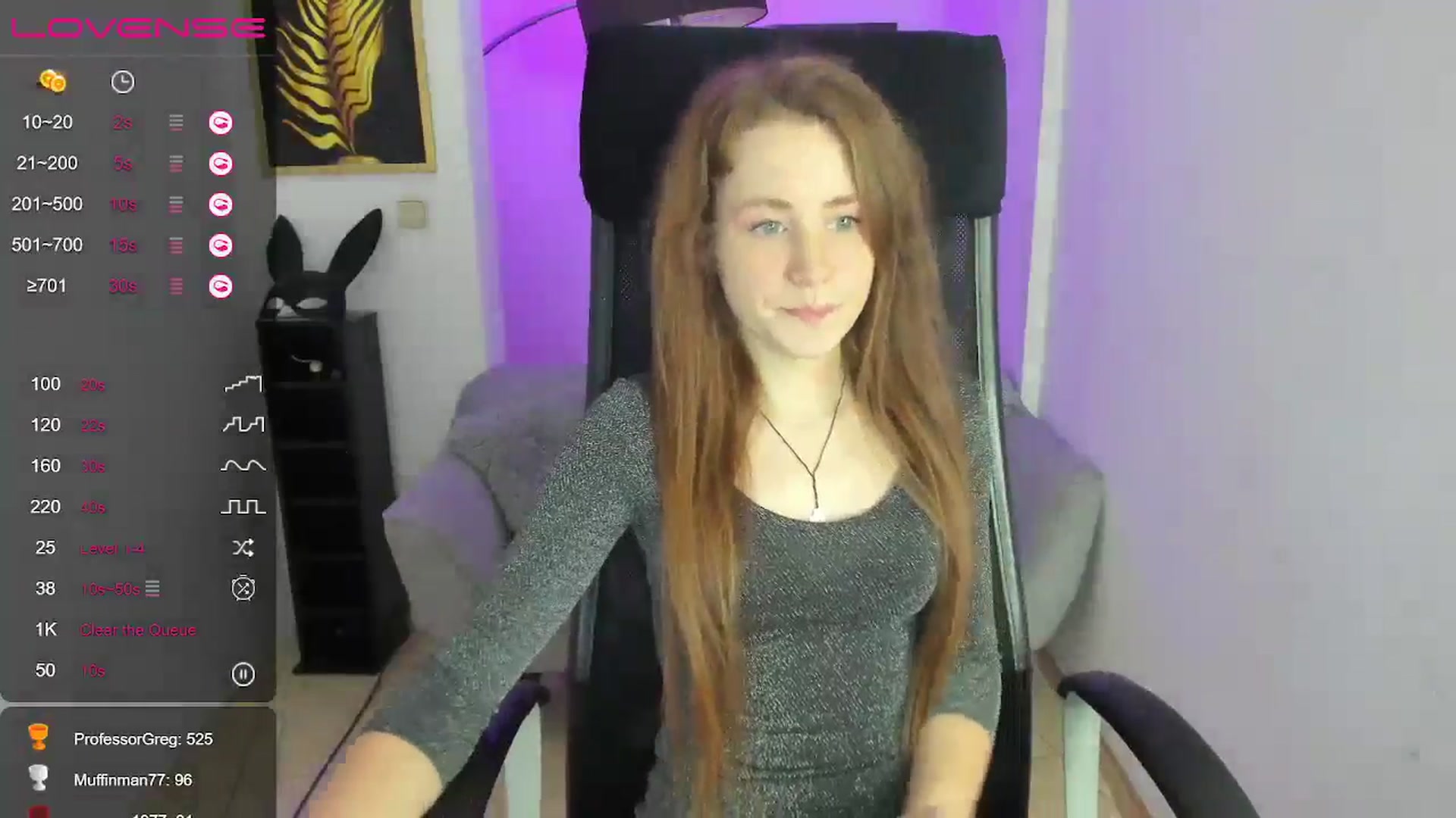 Gallery image thumbnail from Moonshinee's myfreecams stream on, 12/15/2024, 14:39 image 16 of 20