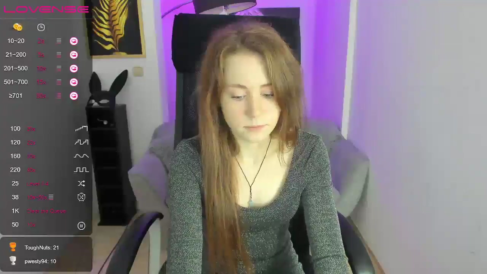 Gallery image thumbnail from Moonshinee's myfreecams stream on, 12/15/2024, 14:39 image 6 of 20
