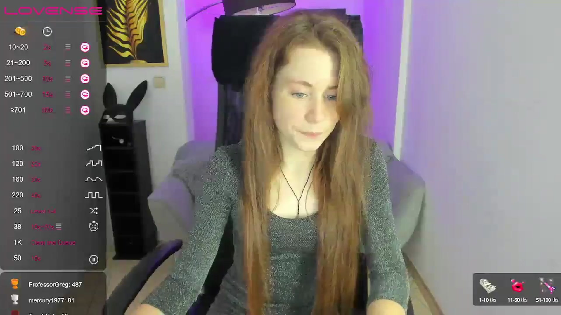 Gallery image thumbnail from Moonshinee's myfreecams stream on, 12/15/2024, 14:39 image 15 of 20
