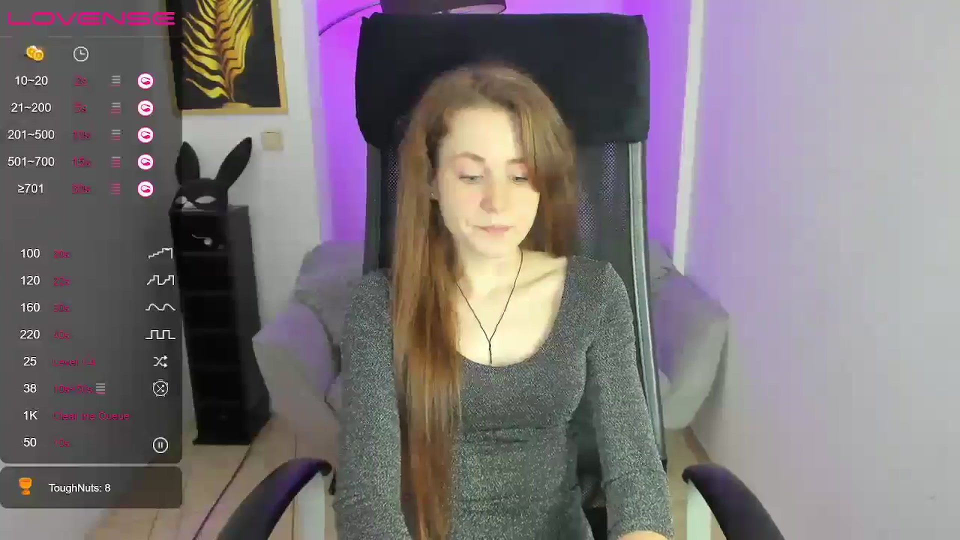 Gallery image thumbnail from Moonshinee's myfreecams stream on, 12/15/2024, 14:39 image 3 of 20