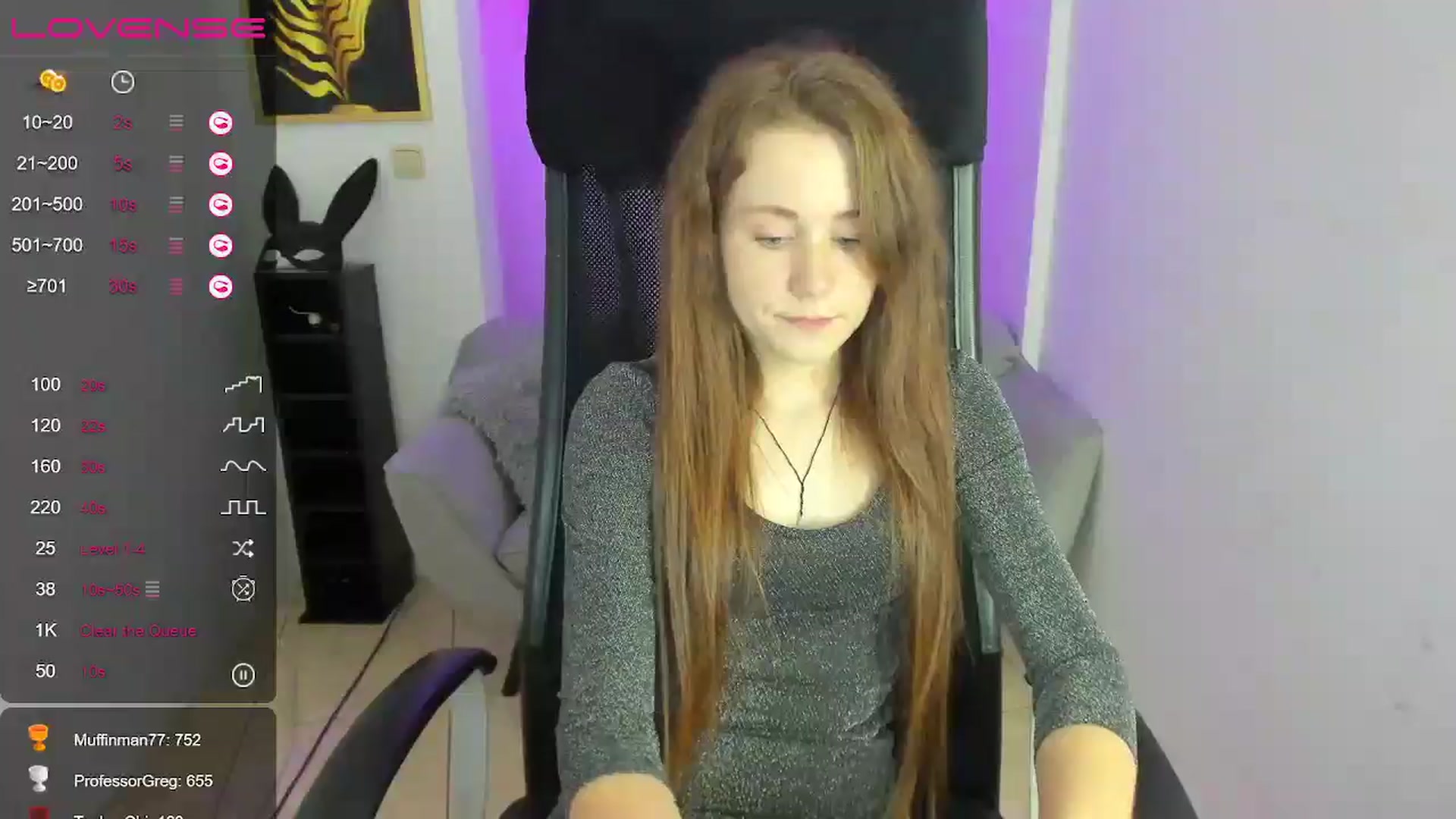 Gallery image thumbnail from Moonshinee's myfreecams stream on, 12/15/2024, 17:14 image 14 of 20