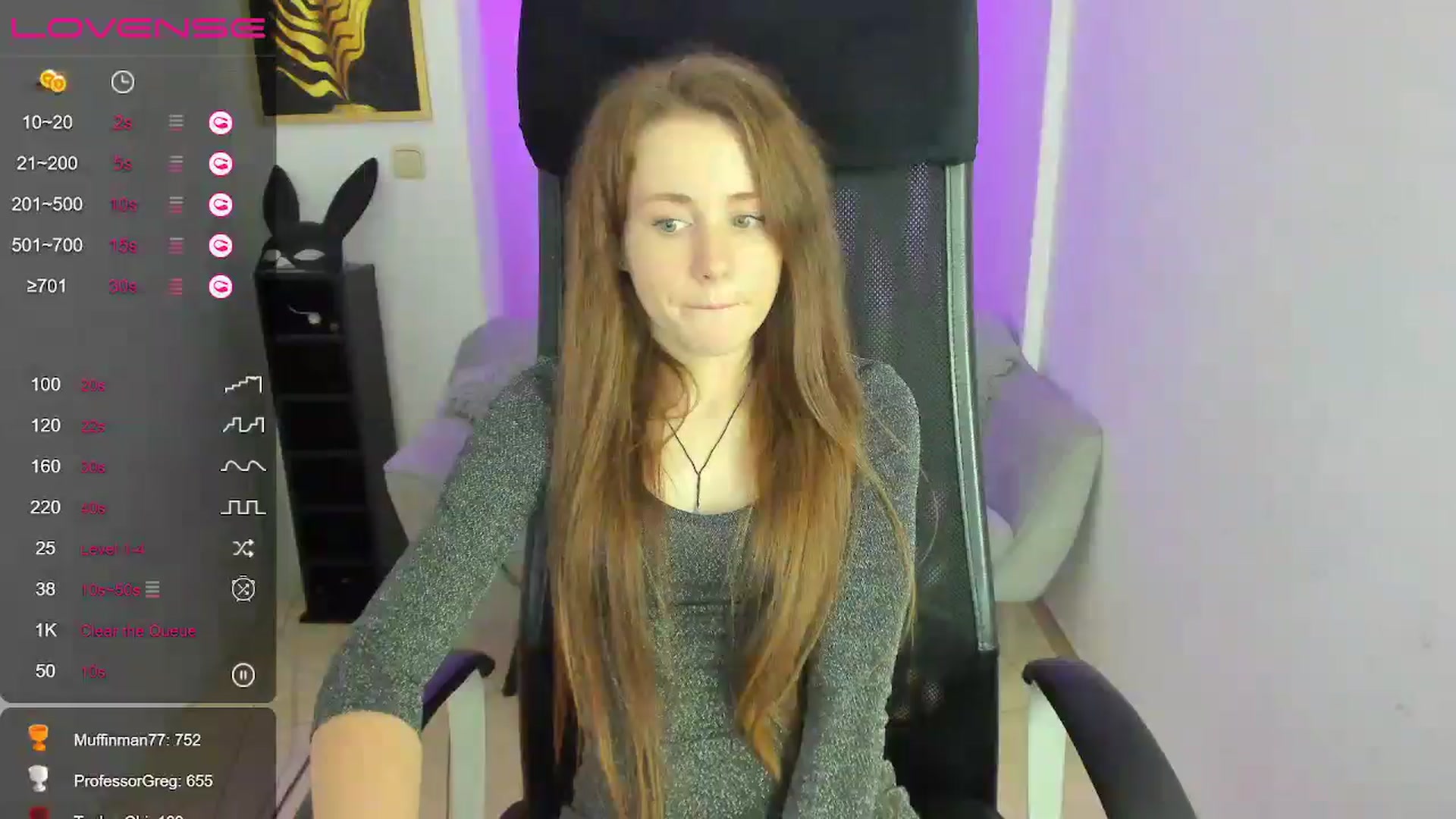 Gallery image thumbnail from Moonshinee's myfreecams stream on, 12/15/2024, 17:14 image 18 of 20