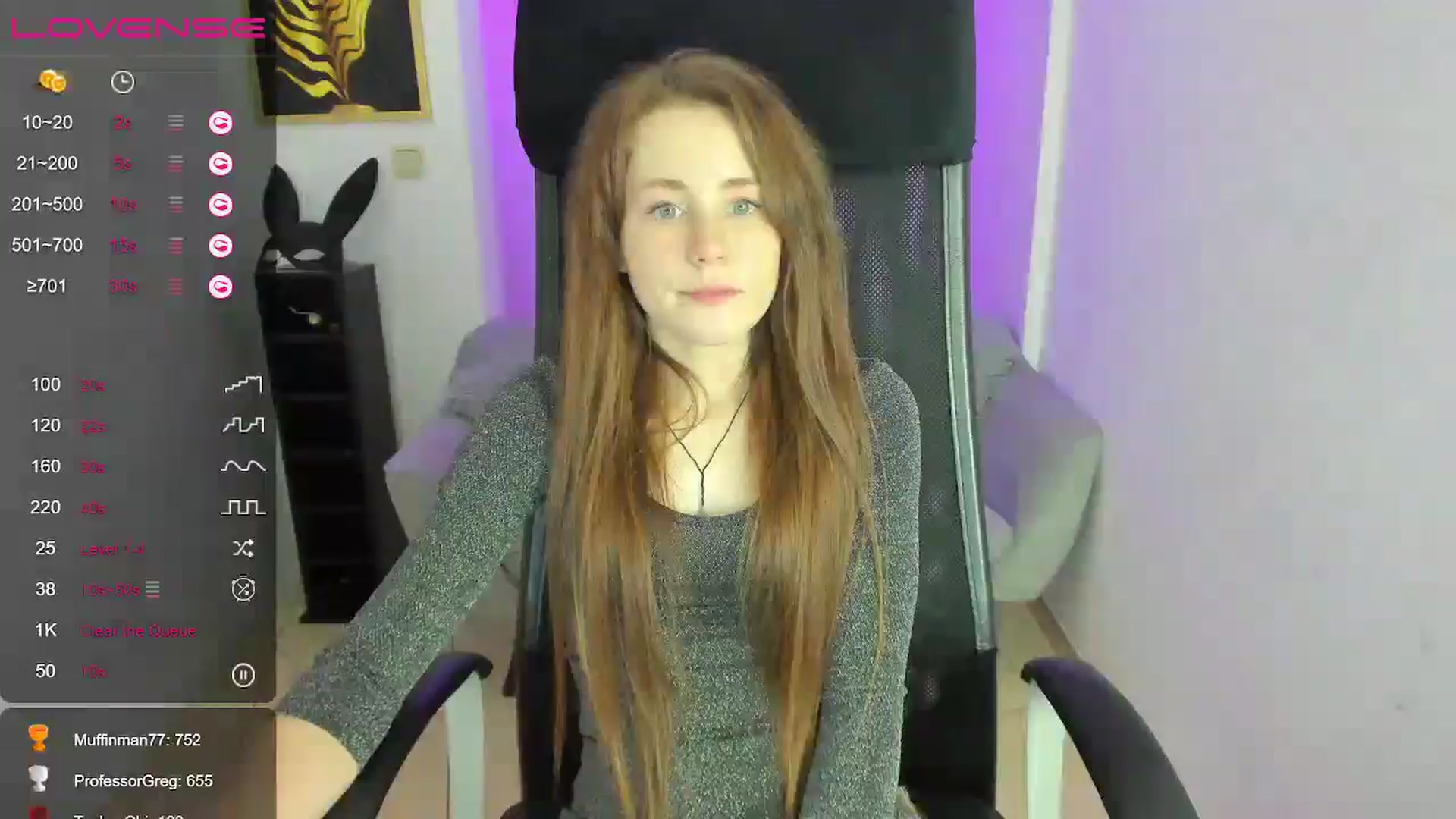 Gallery image thumbnail from Moonshinee's myfreecams stream on, 12/15/2024, 17:14 image 19 of 20
