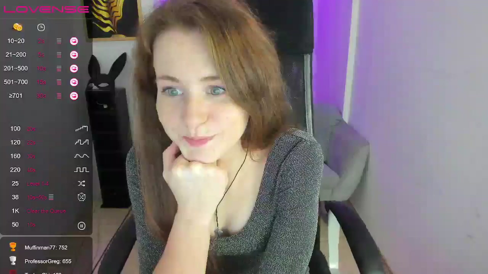 Gallery image thumbnail from Moonshinee's myfreecams stream on, 12/15/2024, 17:14 image 6 of 20