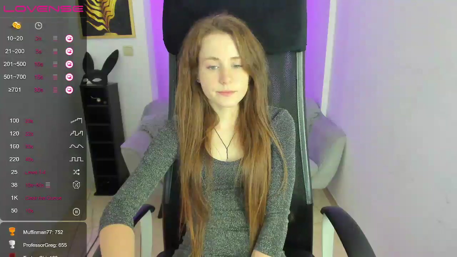 Gallery image thumbnail from Moonshinee's myfreecams stream on, 12/15/2024, 17:14 image 16 of 20