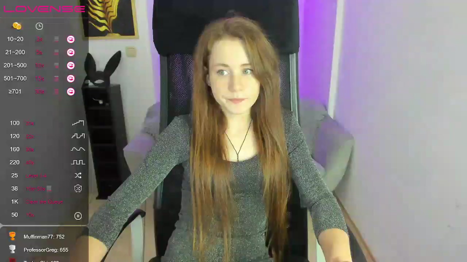 Gallery image thumbnail from Moonshinee's myfreecams stream on, 12/15/2024, 17:32 image 15 of 20
