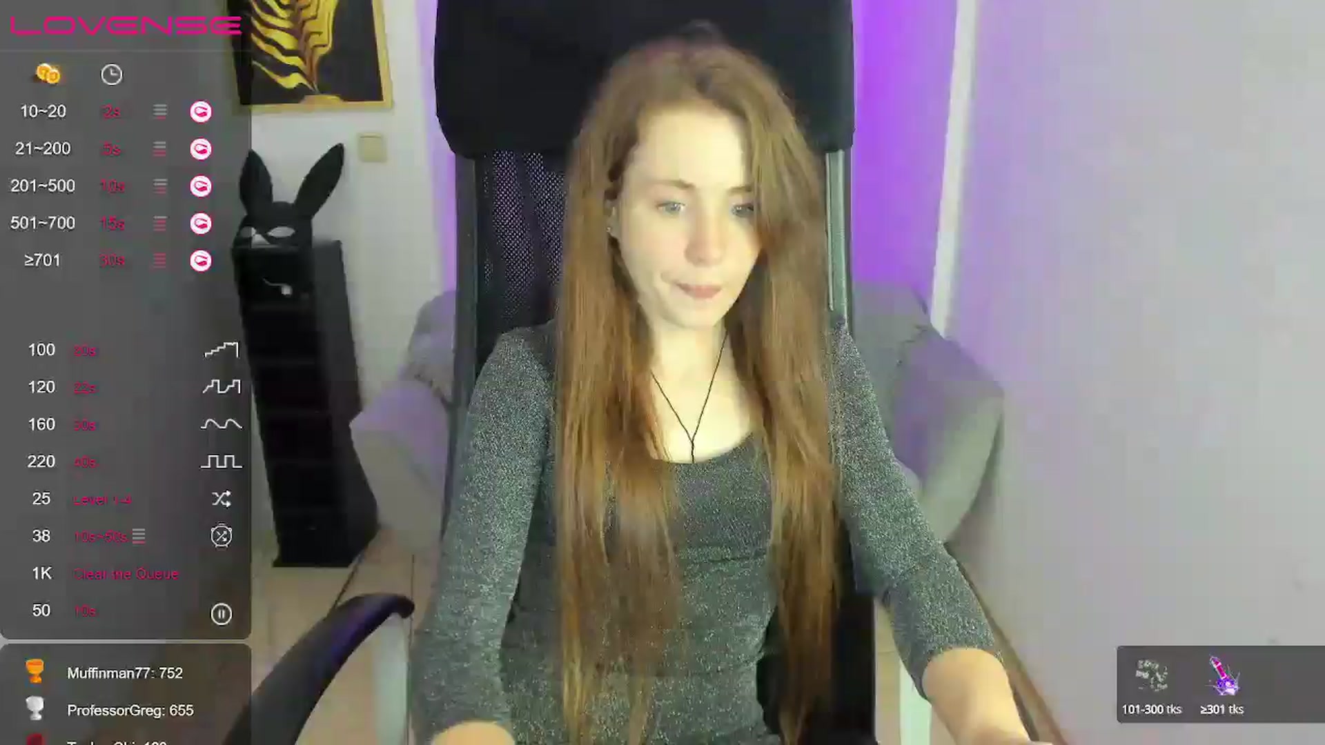 Gallery image thumbnail from Moonshinee's myfreecams stream on, 12/15/2024, 17:32 image 5 of 20