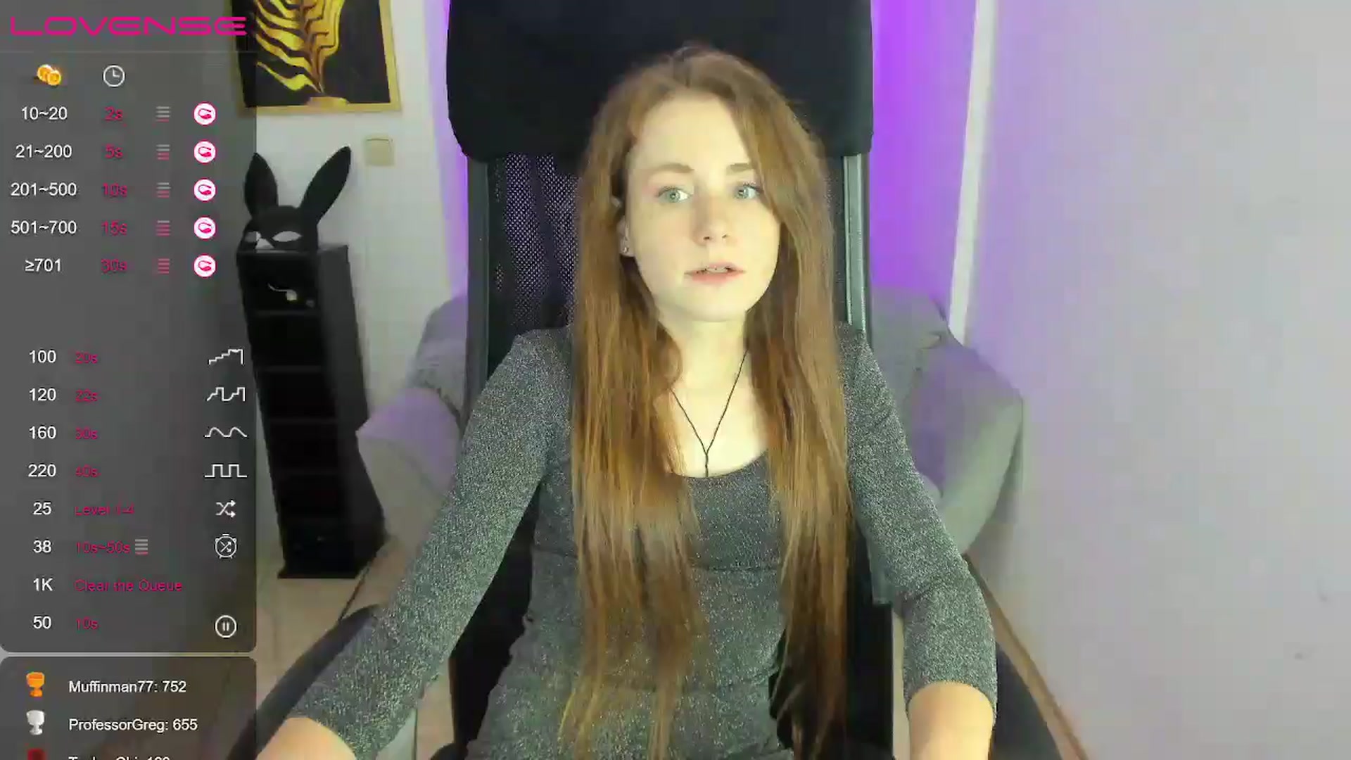 Gallery image thumbnail from Moonshinee's myfreecams stream on, 12/15/2024, 17:32 image 13 of 20