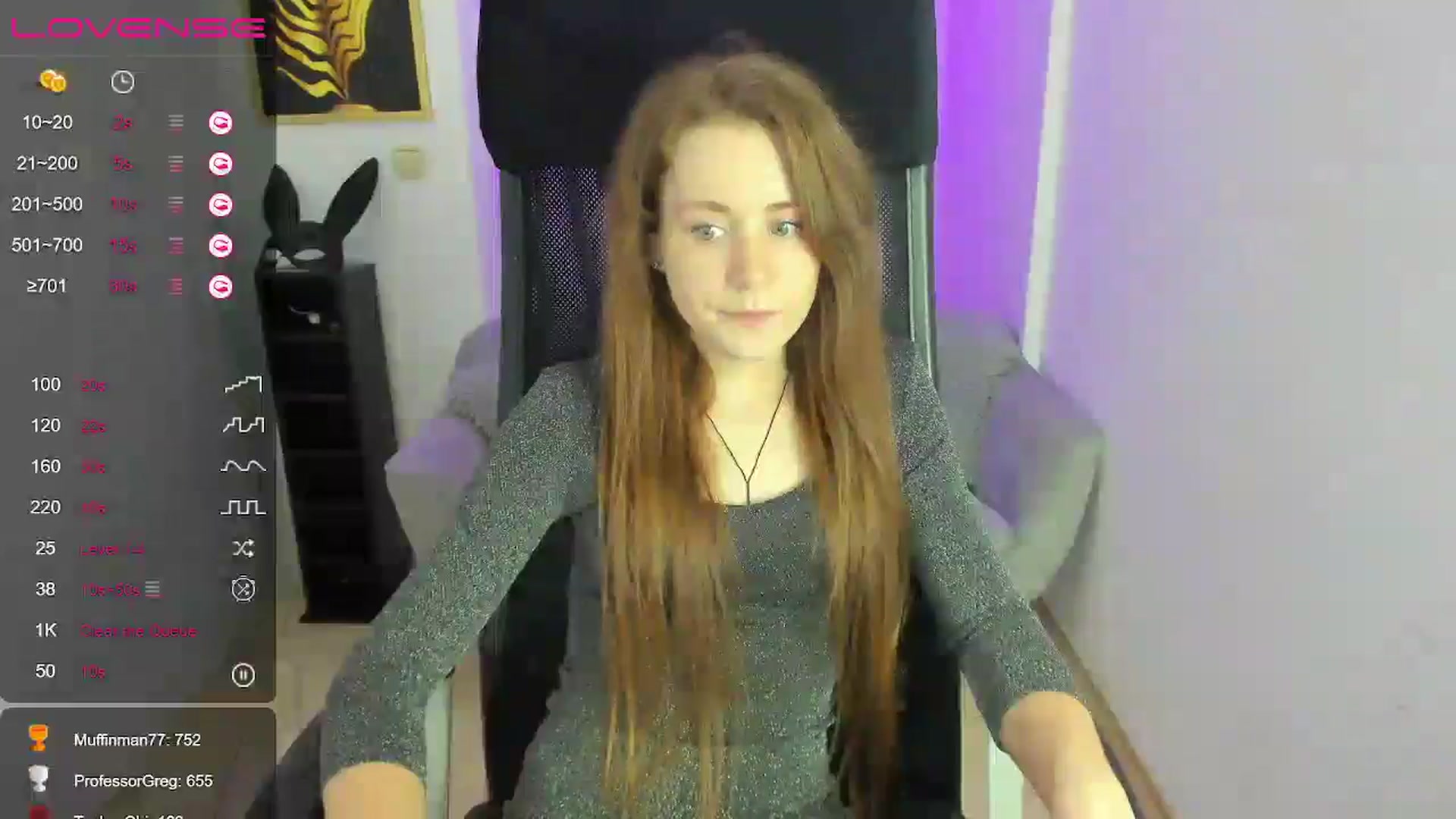 Gallery image thumbnail from Moonshinee's myfreecams stream on, 12/15/2024, 17:32 image 16 of 20