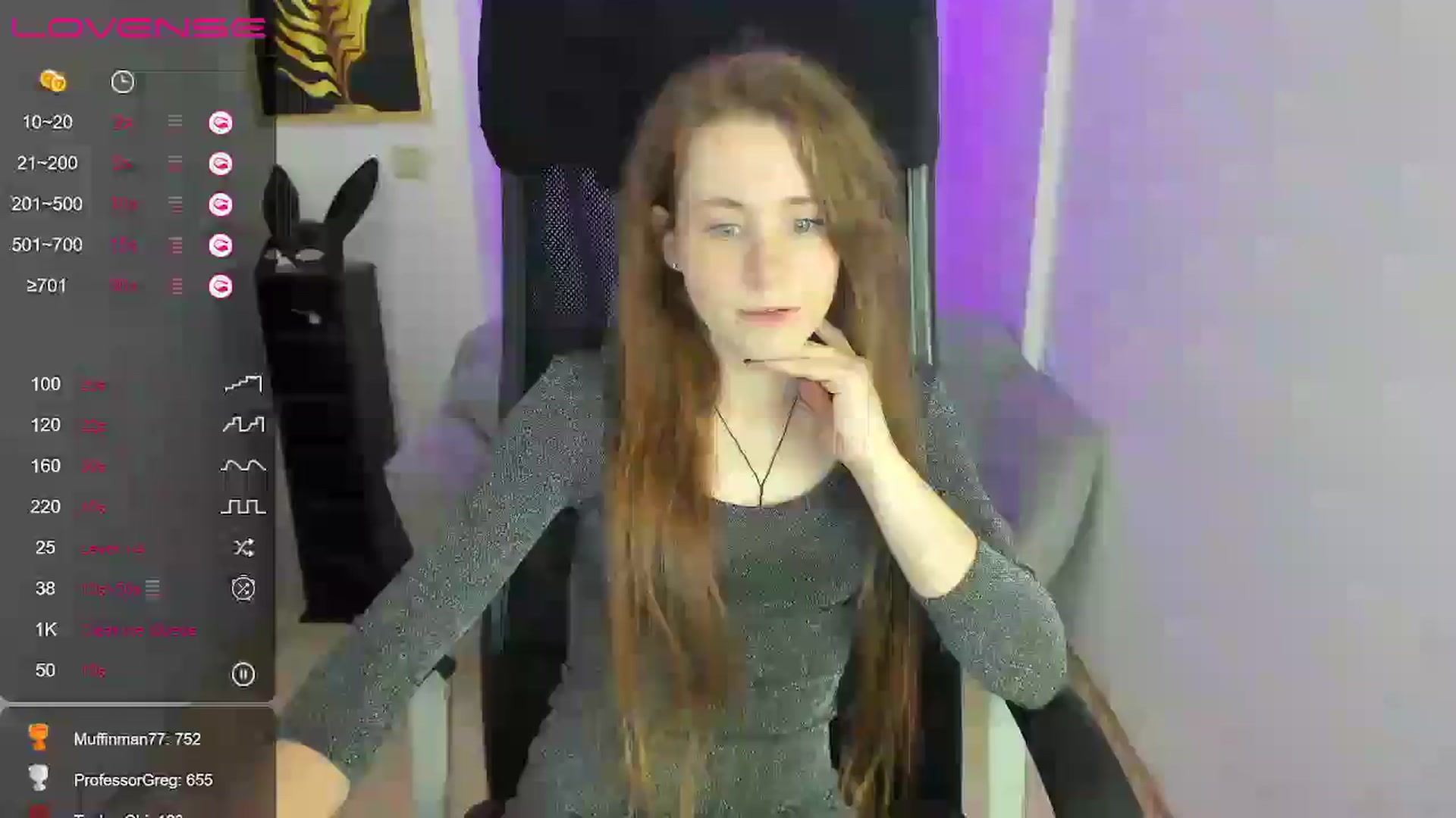 Gallery image thumbnail from Moonshinee's myfreecams stream on, 12/15/2024, 17:32 image 2 of 20