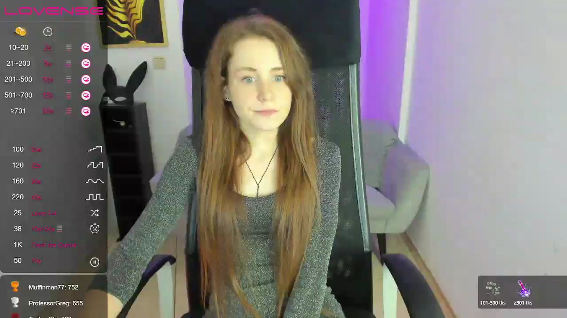 Gallery image thumbnail from Moonshinee's myfreecams stream on, 12/15/2024, 17:43 image 19 of 20