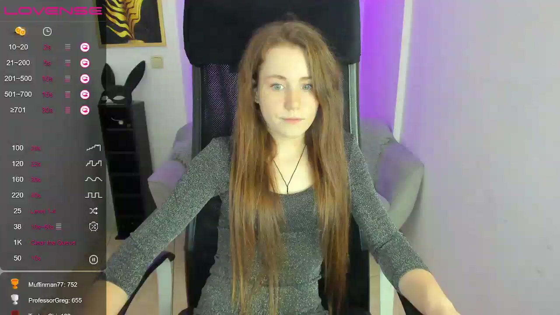 Gallery image thumbnail from Moonshinee's myfreecams stream on, 12/15/2024, 17:43 image 3 of 20