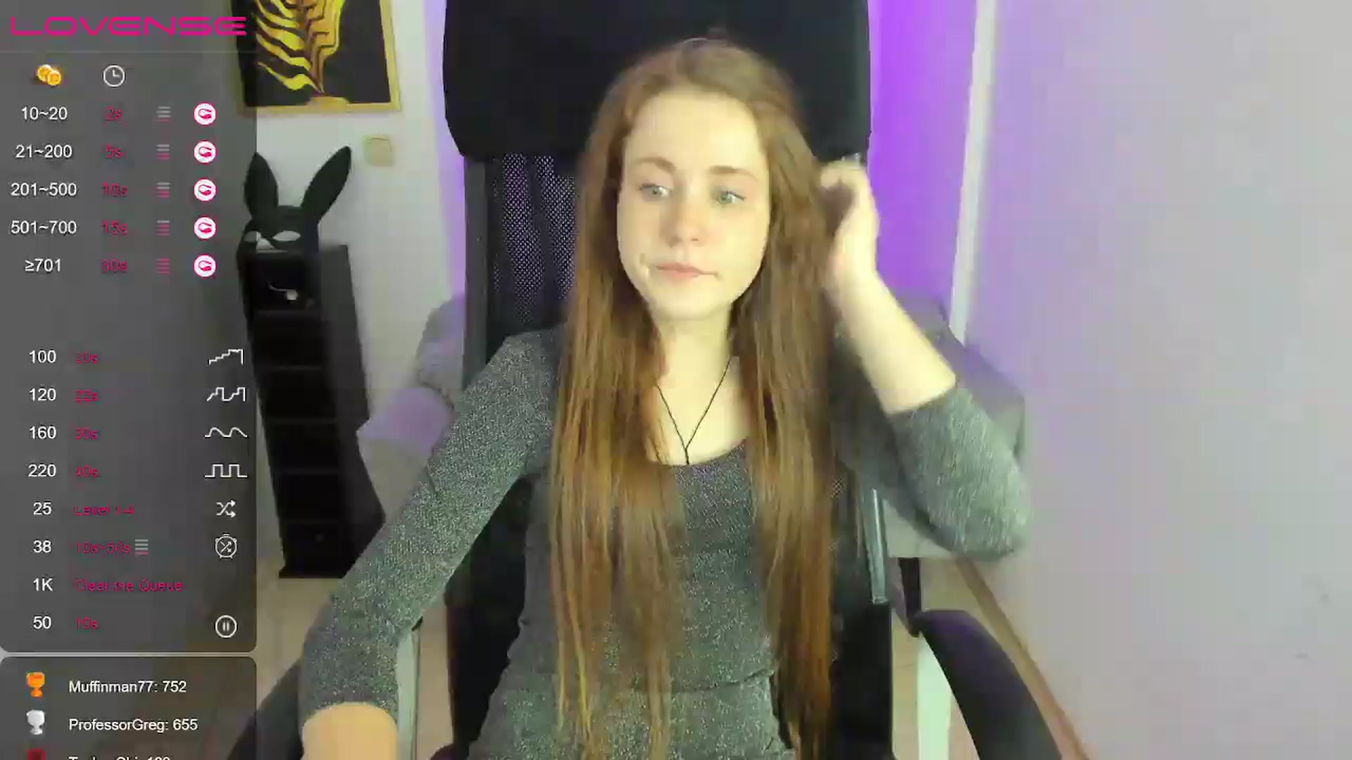 Gallery image thumbnail from Moonshinee's myfreecams stream on, 12/15/2024, 17:43 image 5 of 20