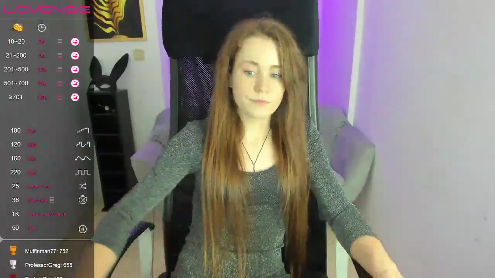 Gallery image thumbnail from Moonshinee's myfreecams stream on, 12/15/2024, 17:43 image 2 of 20