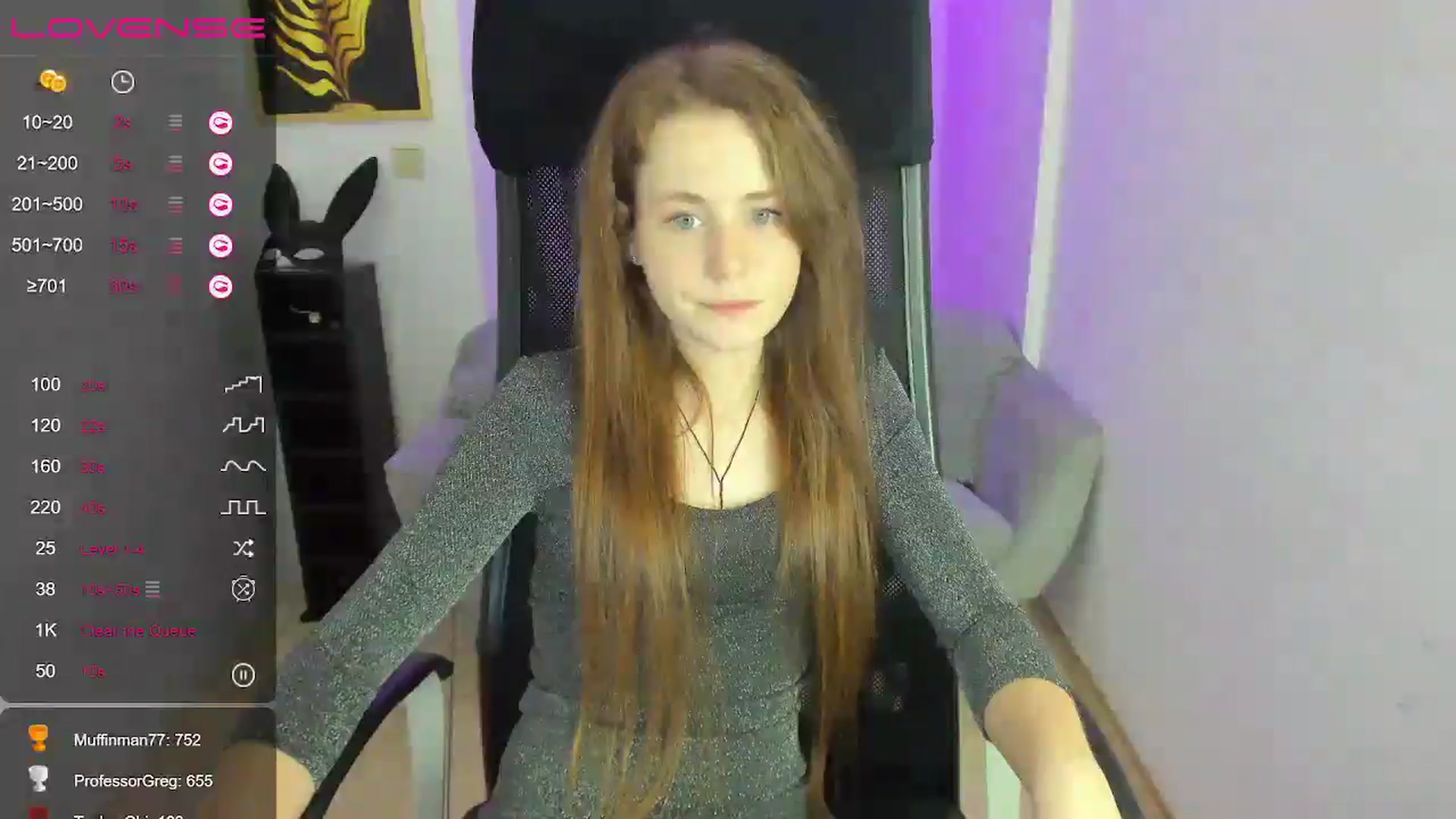 Gallery image thumbnail from Moonshinee's myfreecams stream on, 12/15/2024, 19:04 image 8 of 20
