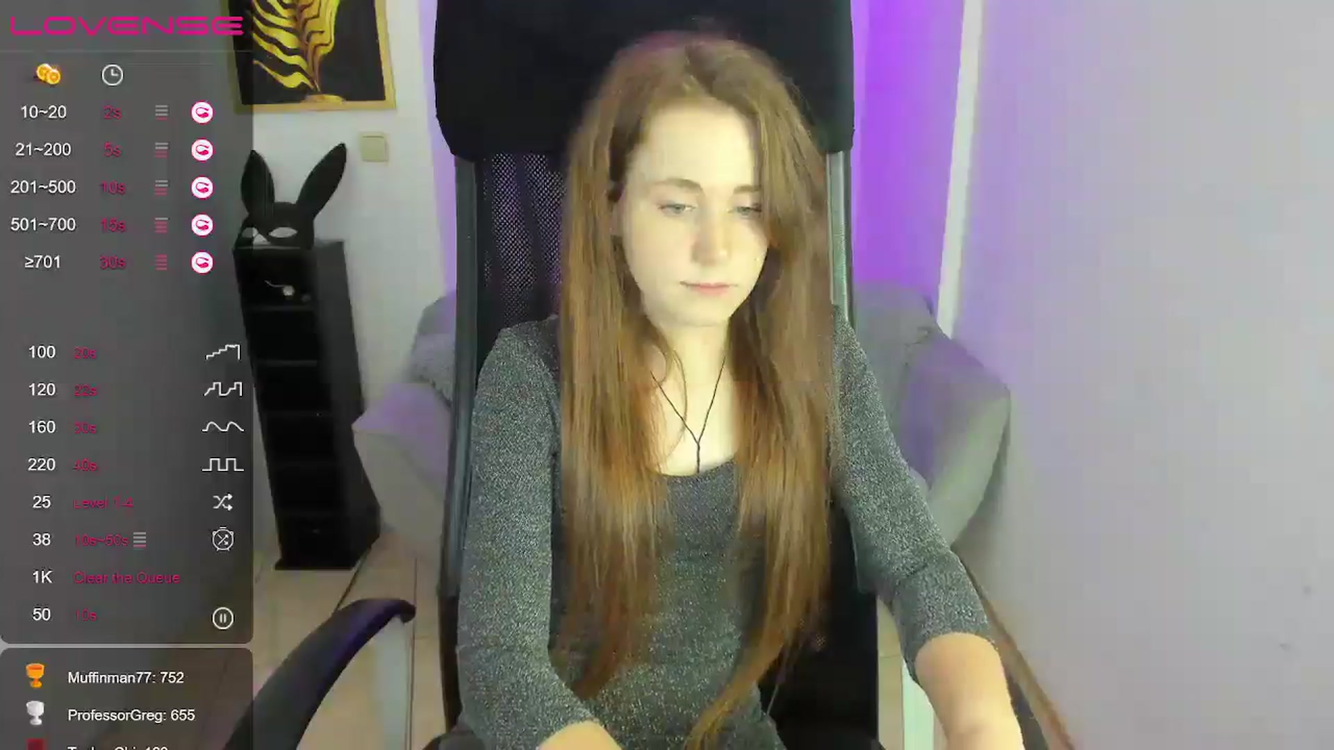 Gallery image thumbnail from Moonshinee's myfreecams stream on, 12/15/2024, 19:04 image 6 of 20