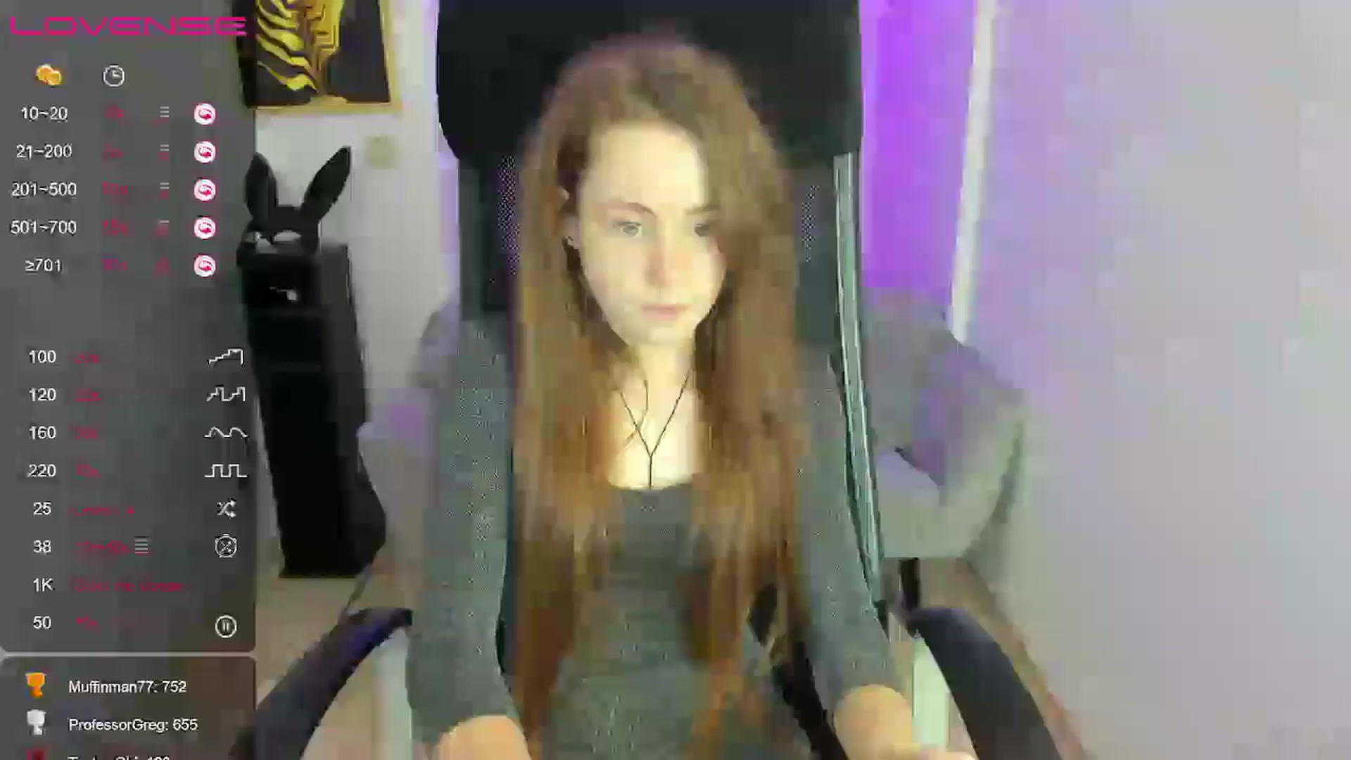 Gallery image thumbnail from Moonshinee's myfreecams stream on, 12/15/2024, 19:04 image 4 of 20