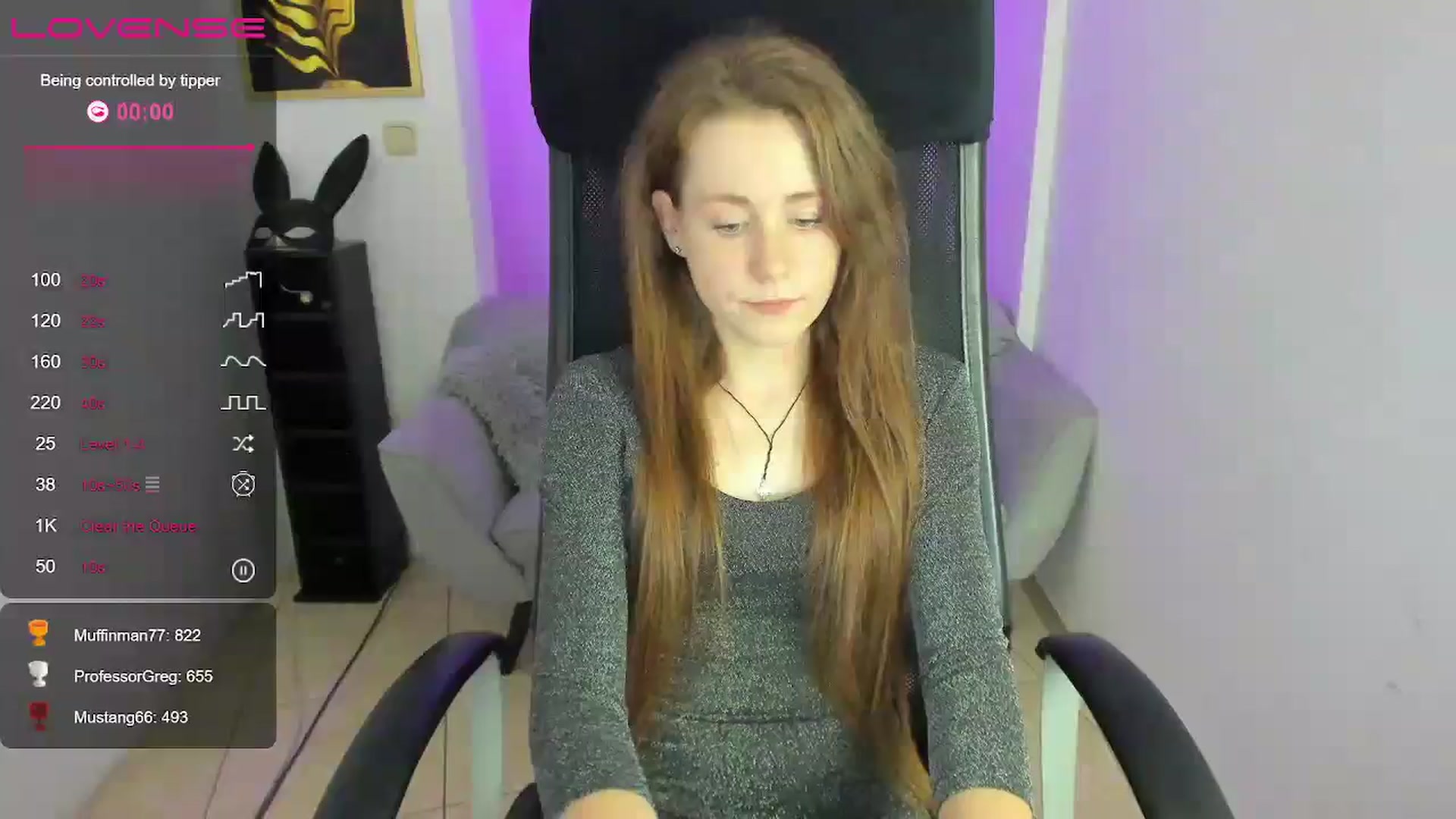 Gallery image thumbnail from Moonshinee's myfreecams stream on, 12/15/2024, 21:06 image 15 of 20