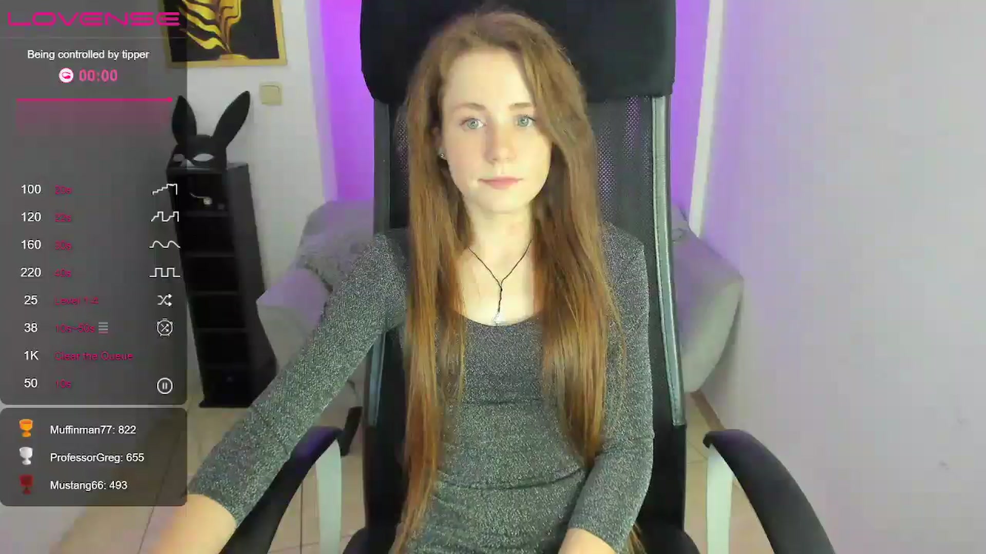 Gallery image thumbnail from Moonshinee's myfreecams stream on, 12/15/2024, 21:06 image 8 of 20