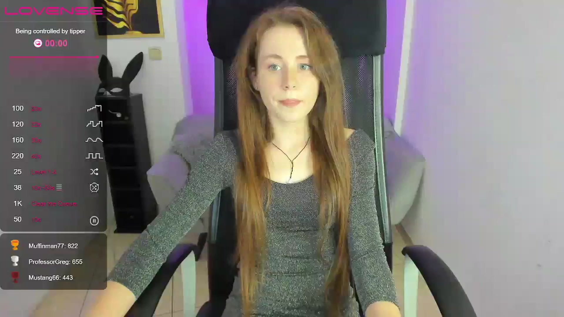 Gallery image thumbnail from Moonshinee's myfreecams stream on, 12/15/2024, 21:06 image 1 of 20