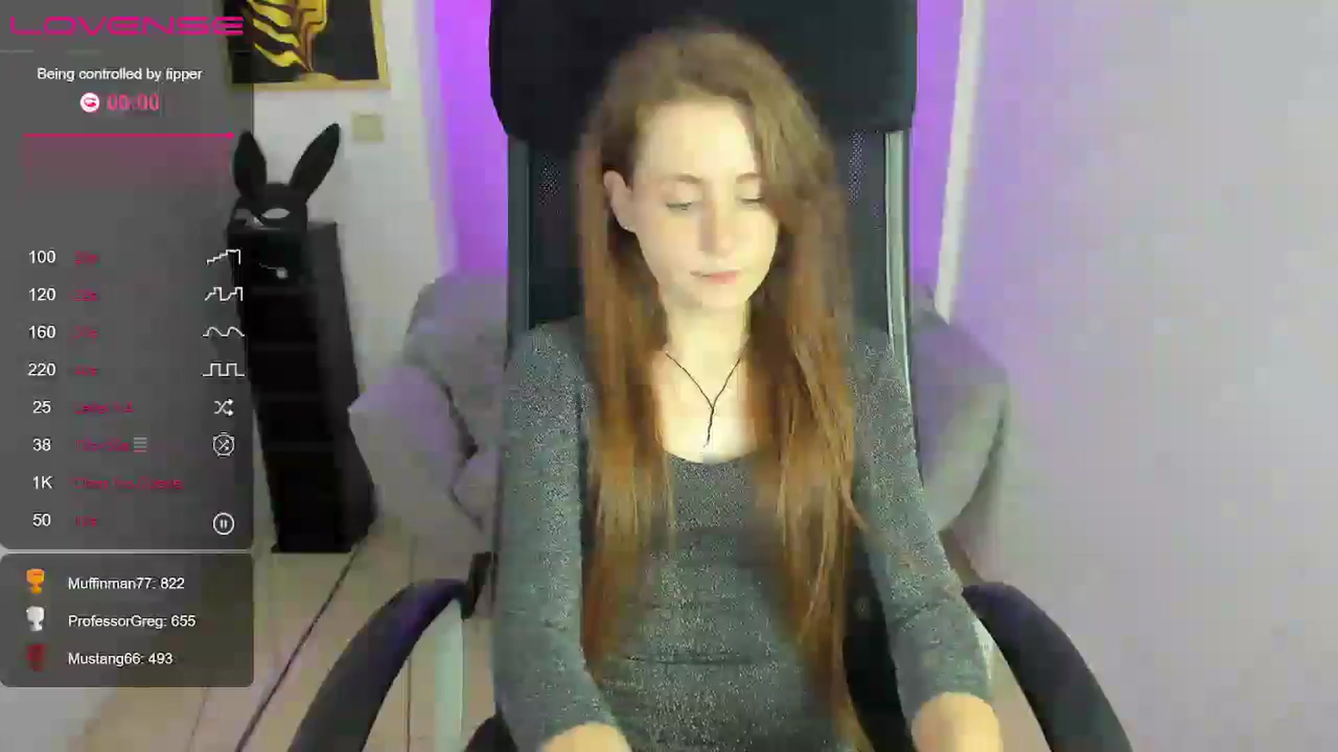 Gallery image thumbnail from Moonshinee's myfreecams stream on, 12/15/2024, 21:06 image 13 of 20