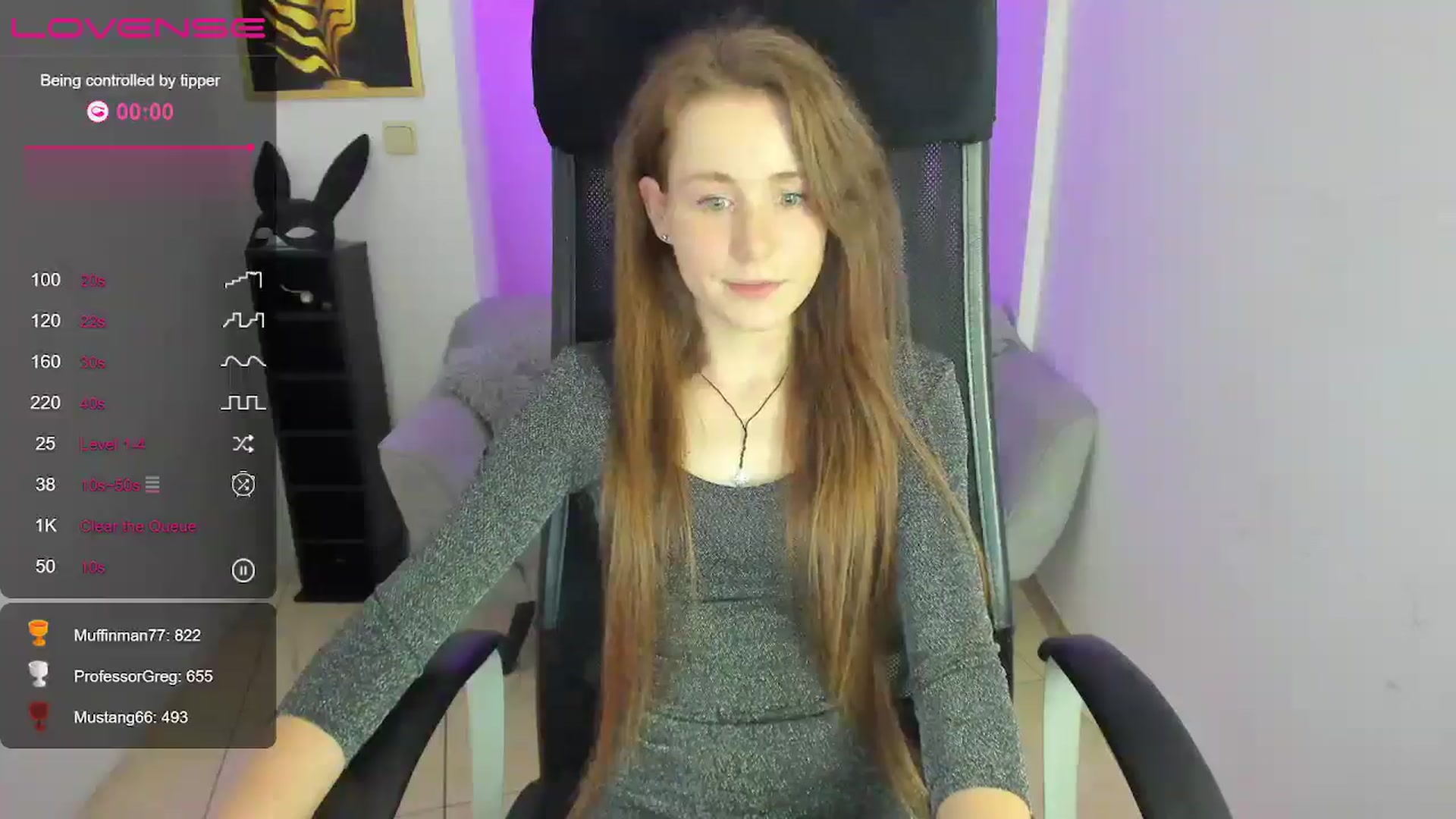 Gallery image thumbnail from Moonshinee's myfreecams stream on, 12/15/2024, 21:06 image 11 of 20