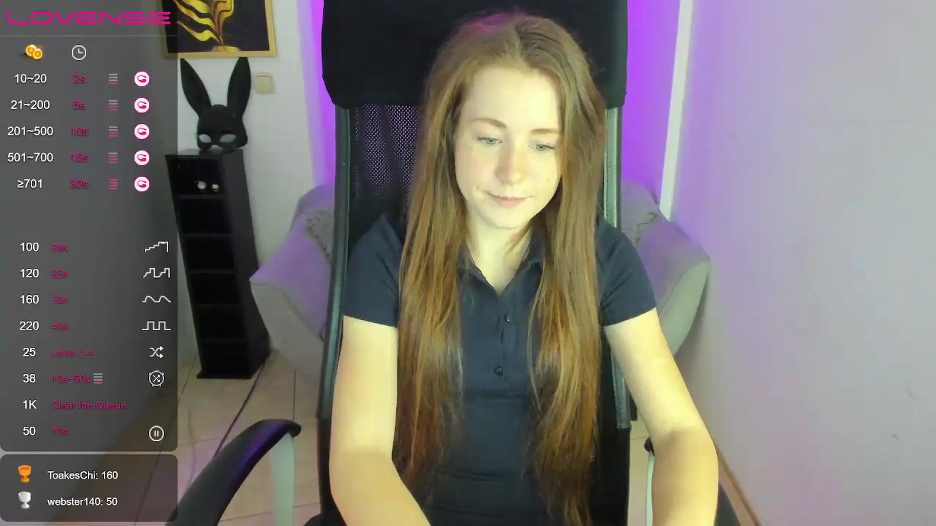 Gallery image thumbnail from Moonshinee's myfreecams stream on, 12/19/2024, 14:42 image 16 of 20