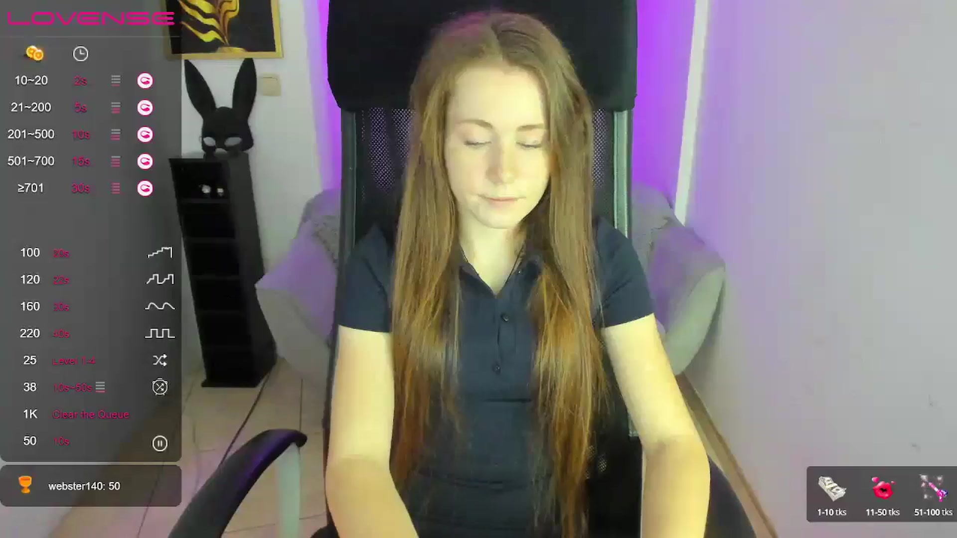 Gallery image thumbnail from Moonshinee's myfreecams stream on, 12/19/2024, 14:42 image 9 of 20