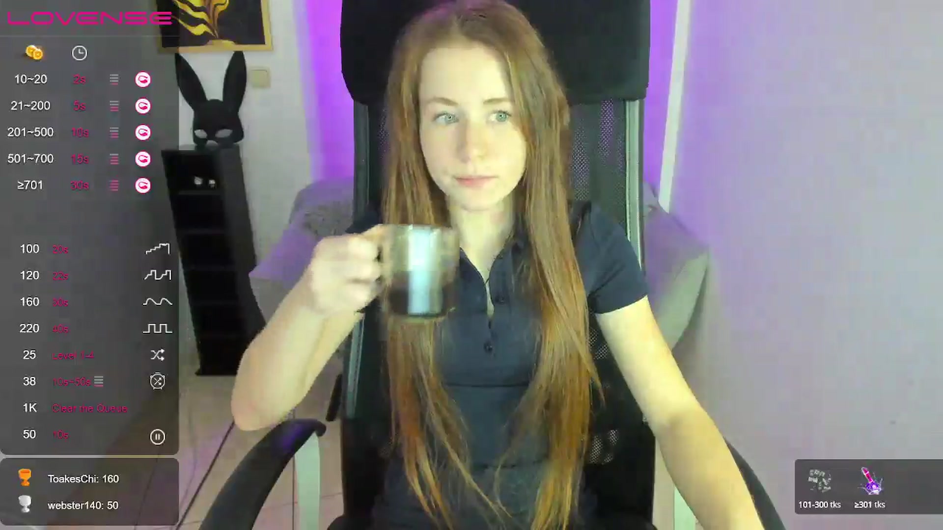Gallery image thumbnail from Moonshinee's myfreecams stream on, 12/19/2024, 16:39 image 2 of 20