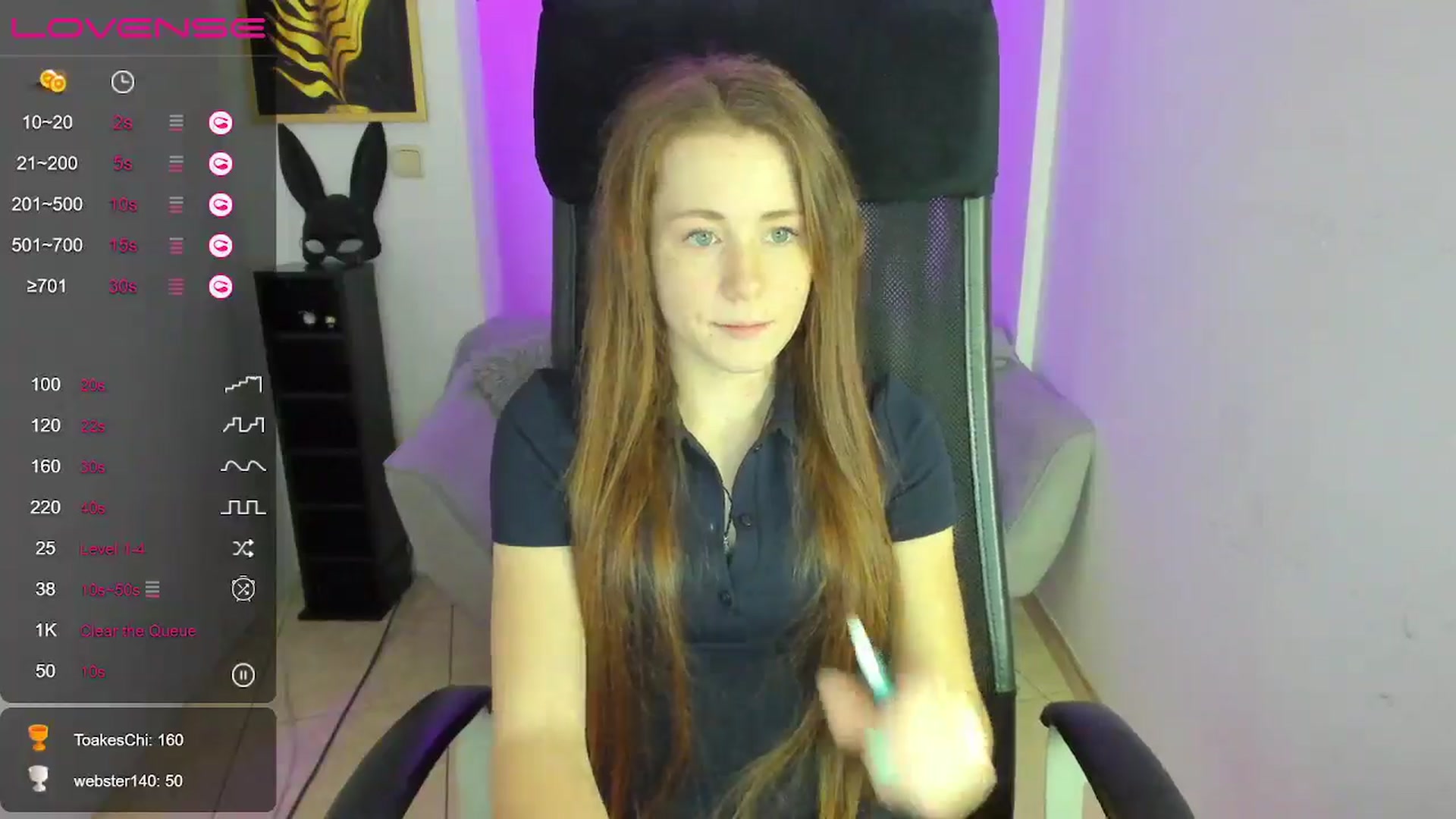 Gallery image thumbnail from Moonshinee's myfreecams stream on, 12/19/2024, 16:39 image 10 of 20