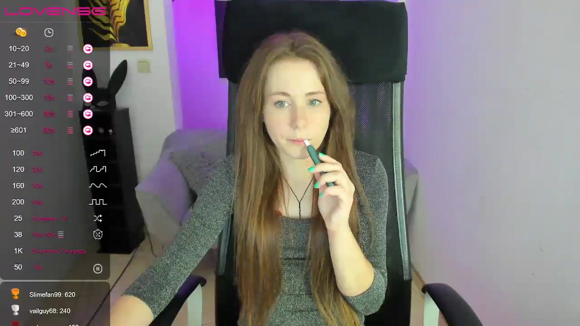 Gallery image thumbnail from Moonshinee's myfreecams stream on, 12/30/2024, 16:01 image 7 of 20
