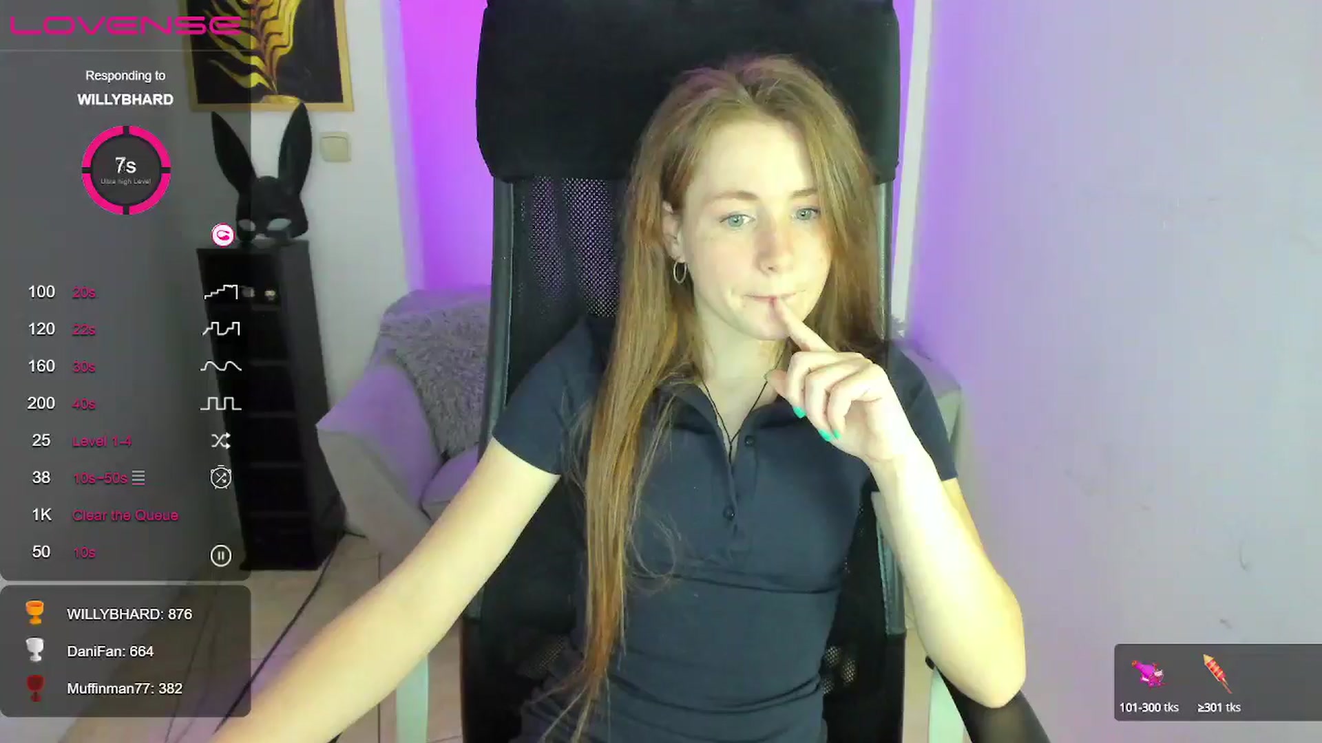 Gallery image thumbnail from Moonshinee's myfreecams stream on, 01/02/2025, 16:44 image 7 of 20