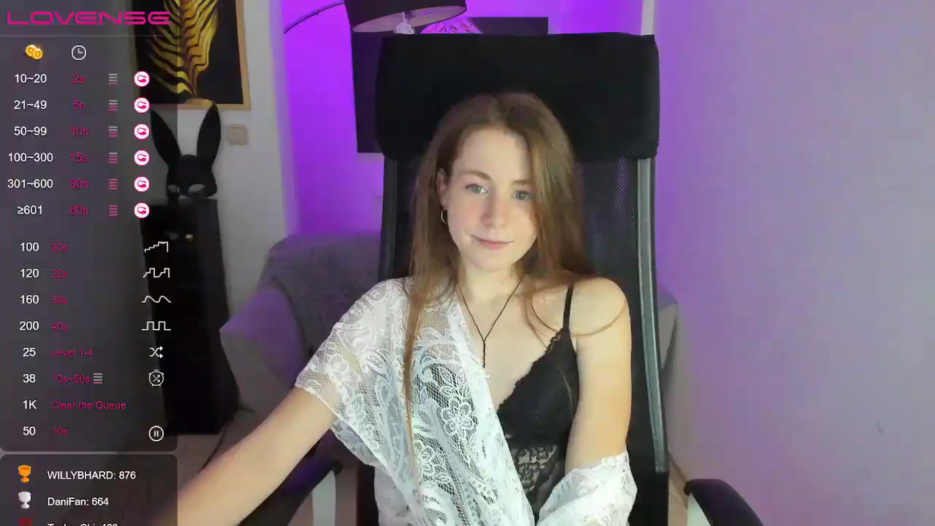 Gallery image thumbnail from Moonshinee's myfreecams stream on, 01/02/2025, 16:44 image 14 of 20