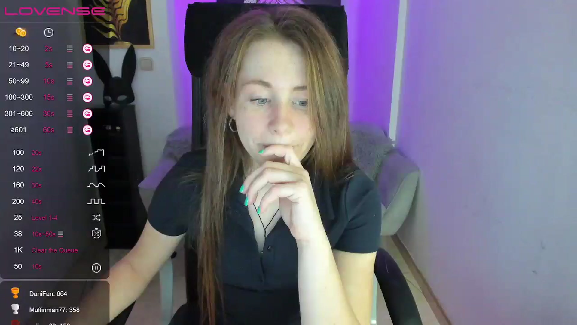 Gallery image thumbnail from Moonshinee's myfreecams stream on, 01/02/2025, 16:44 image 4 of 20