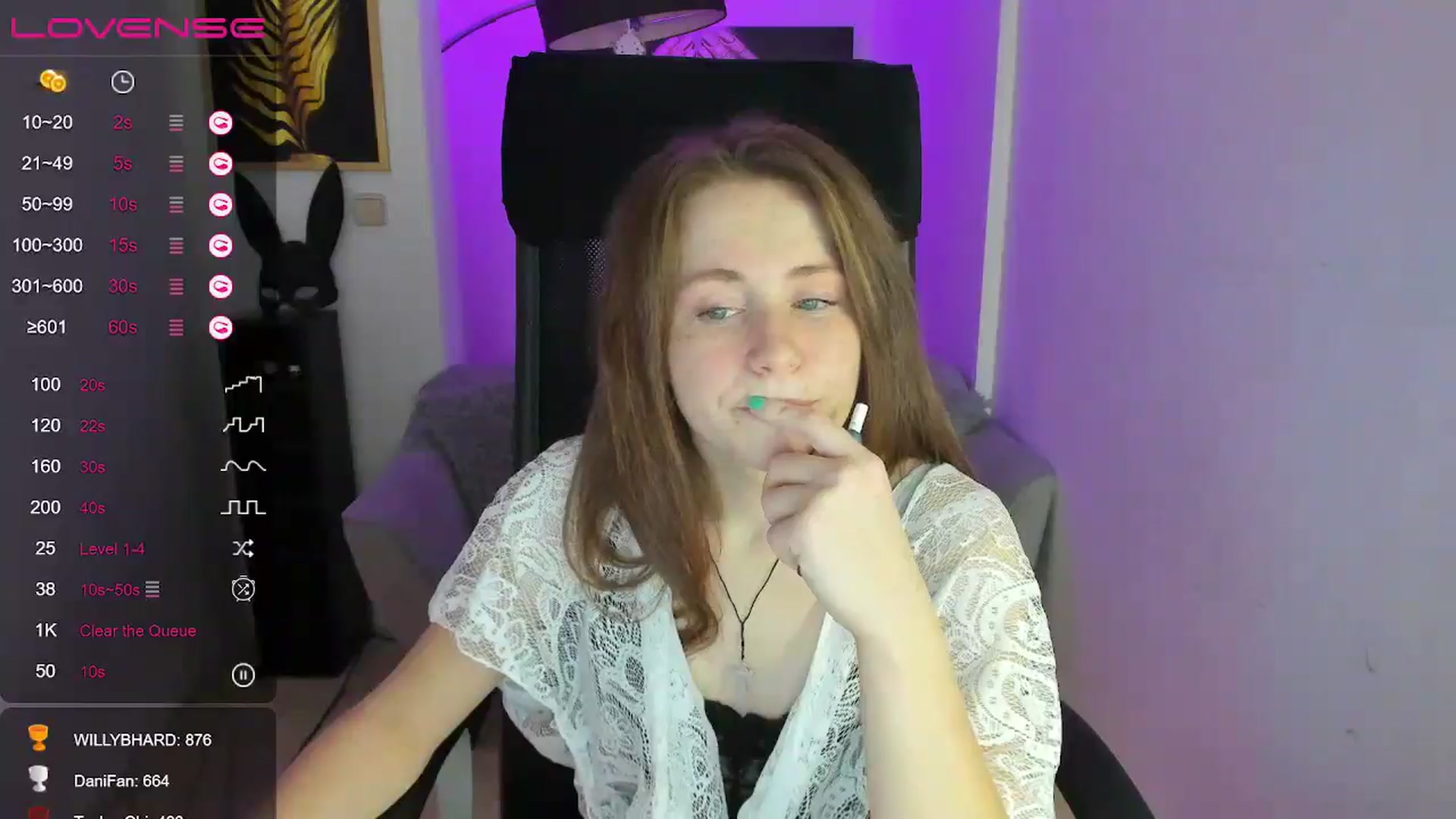 Gallery image thumbnail from Moonshinee's myfreecams stream on, 01/02/2025, 17:38 image 7 of 20