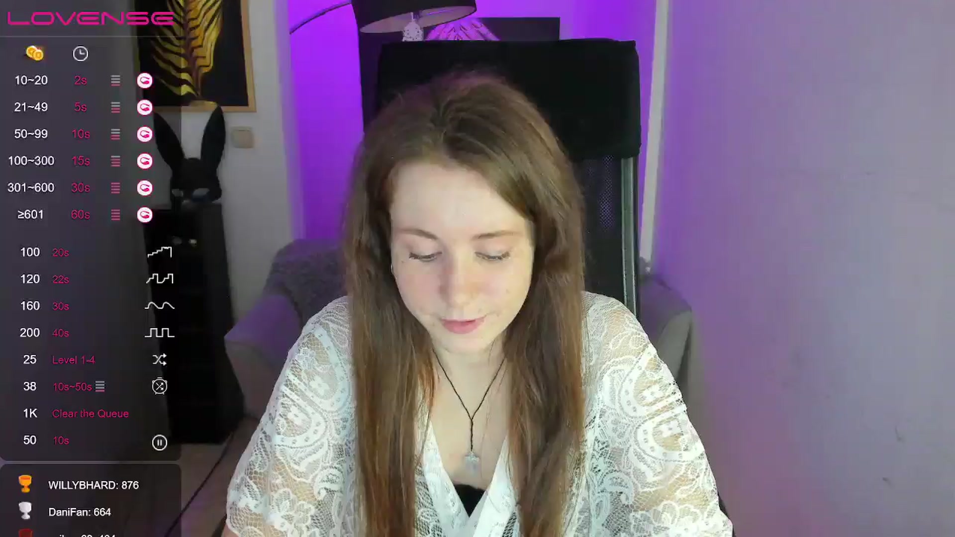Gallery image thumbnail from Moonshinee's myfreecams stream on, 01/02/2025, 18:18 image 1 of 20