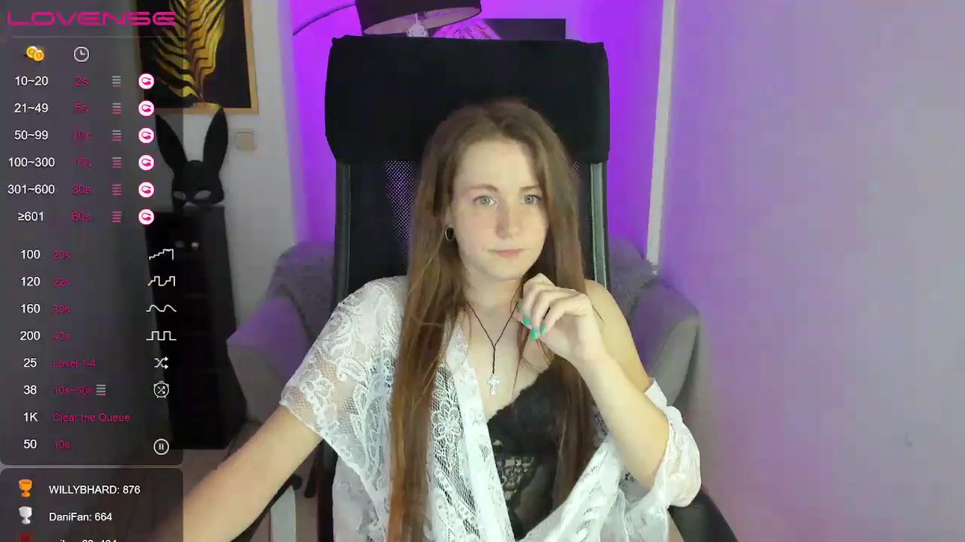 Gallery image thumbnail from Moonshinee's myfreecams stream on, 01/02/2025, 18:18 image 10 of 20