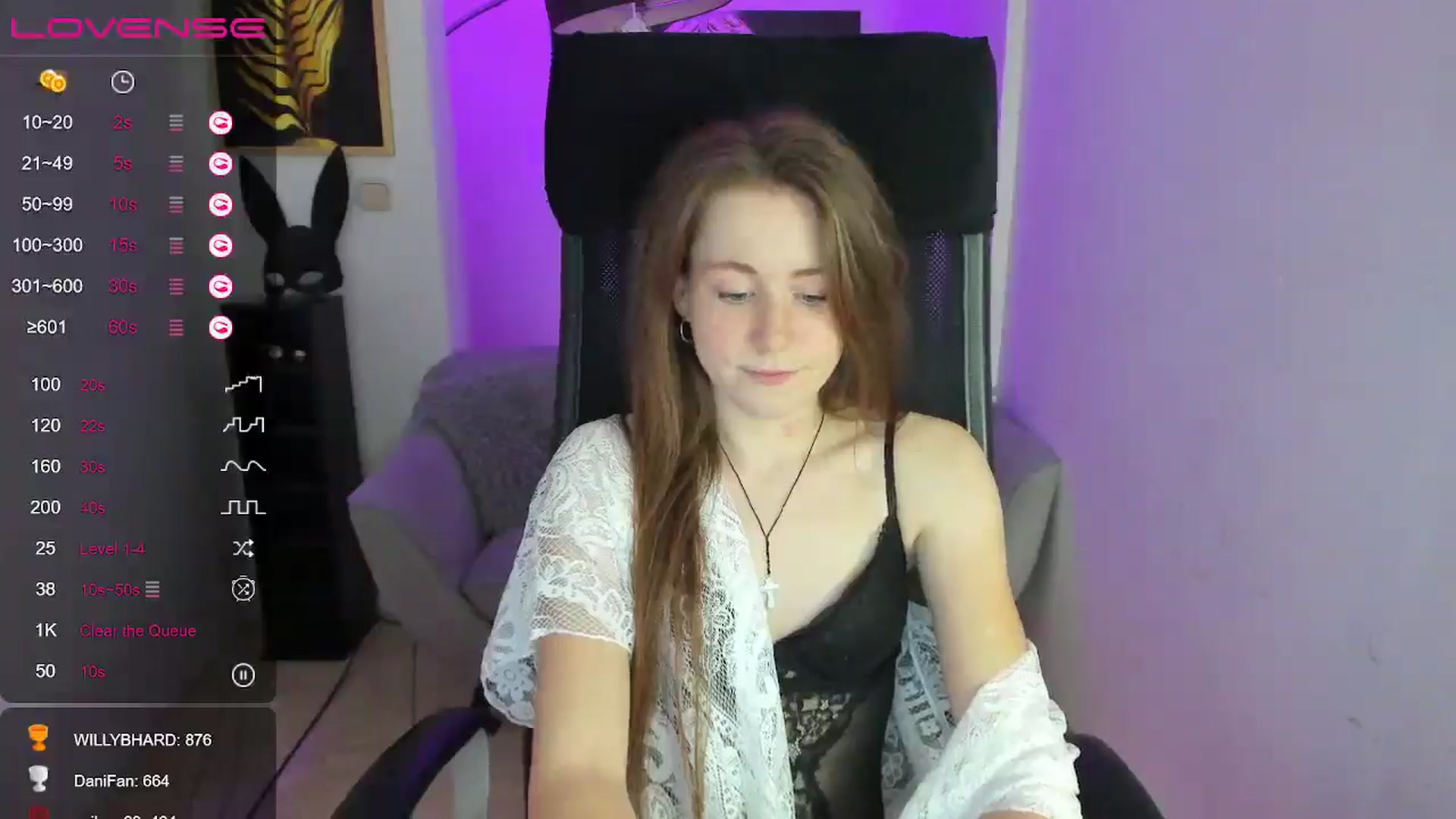 Gallery image thumbnail from Moonshinee's myfreecams stream on, 01/02/2025, 20:10 image 19 of 20