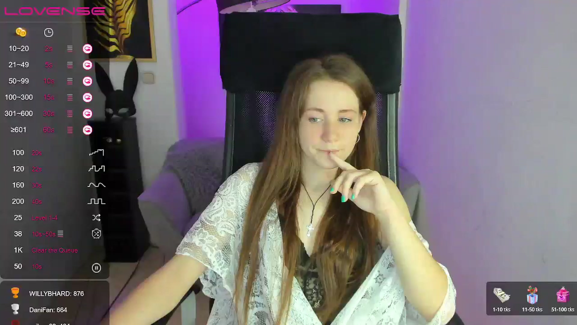 Gallery image thumbnail from Moonshinee's myfreecams stream on, 01/02/2025, 20:10 image 1 of 20