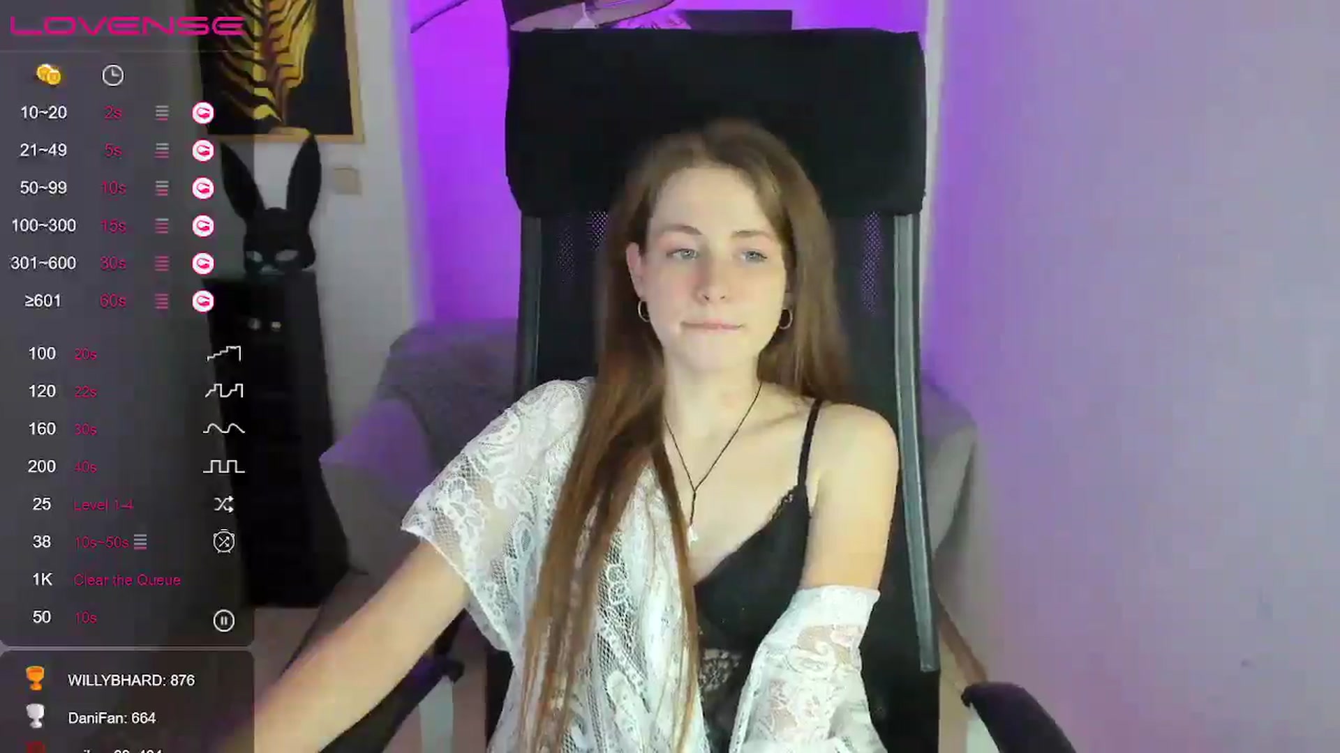 Gallery image thumbnail from Moonshinee's myfreecams stream on, 01/02/2025, 20:10 image 7 of 20