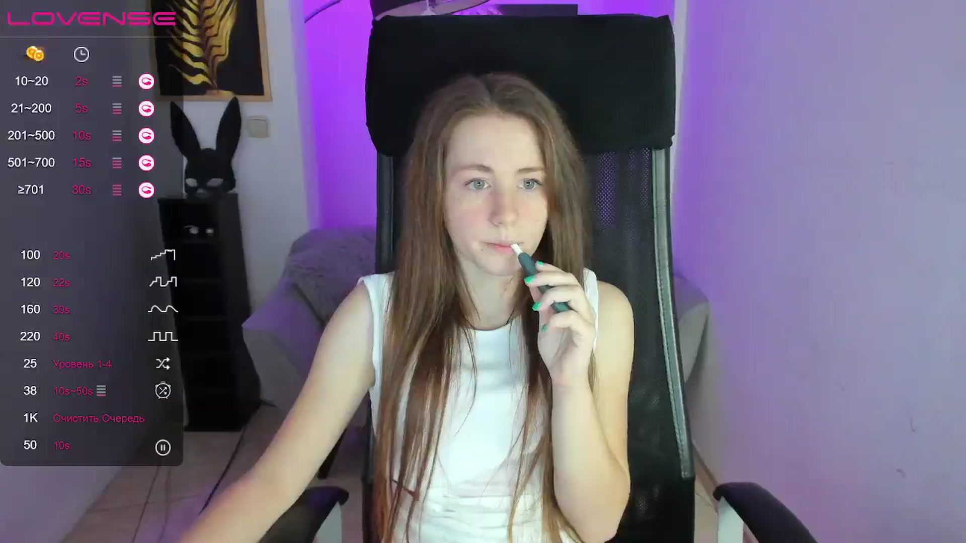 Gallery image thumbnail from Moonshinee's myfreecams stream on, 01/03/2025, 13:57 image 20 of 20