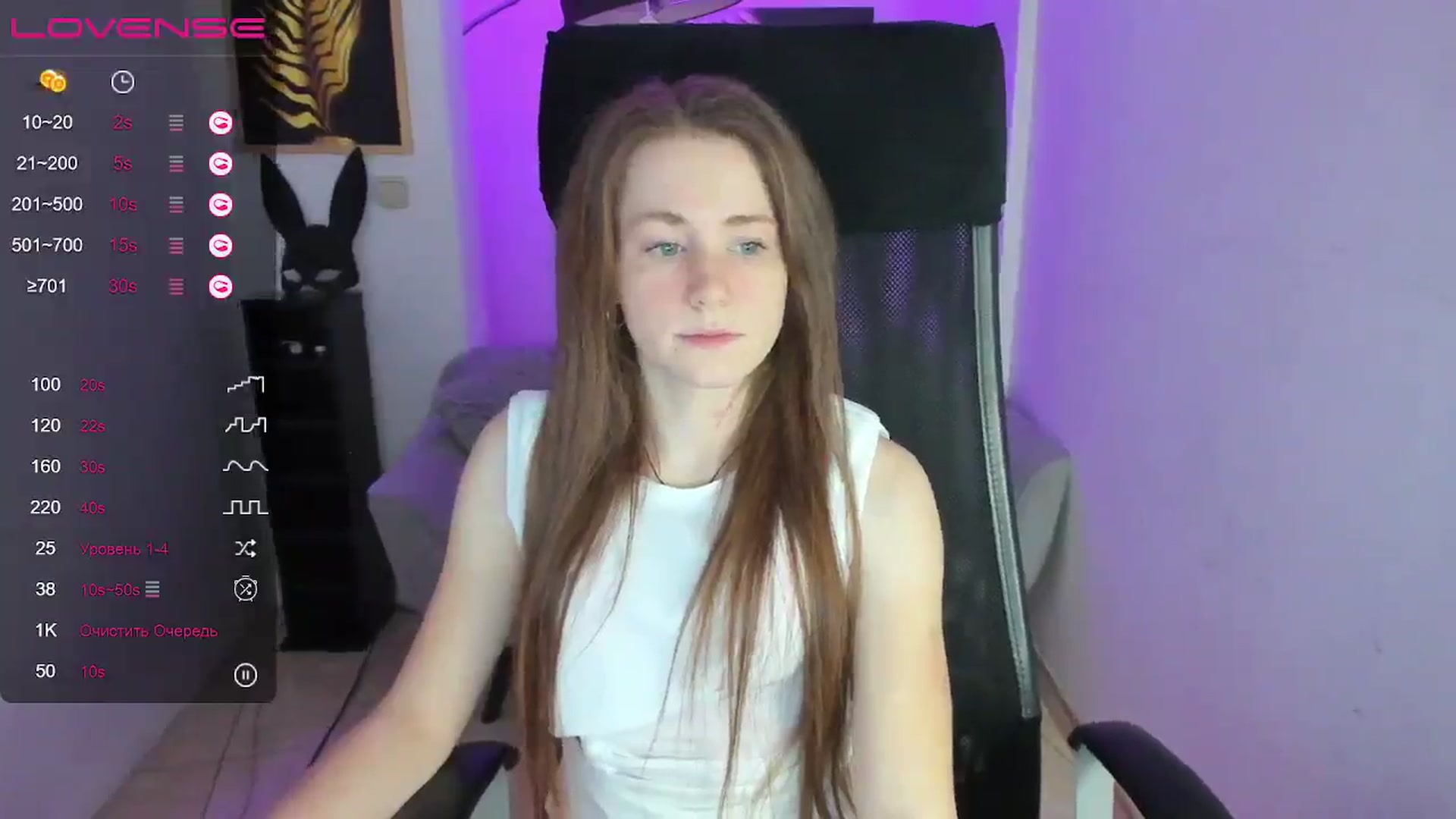 Gallery image thumbnail from Moonshinee's myfreecams stream on, 01/03/2025, 13:57 image 9 of 20