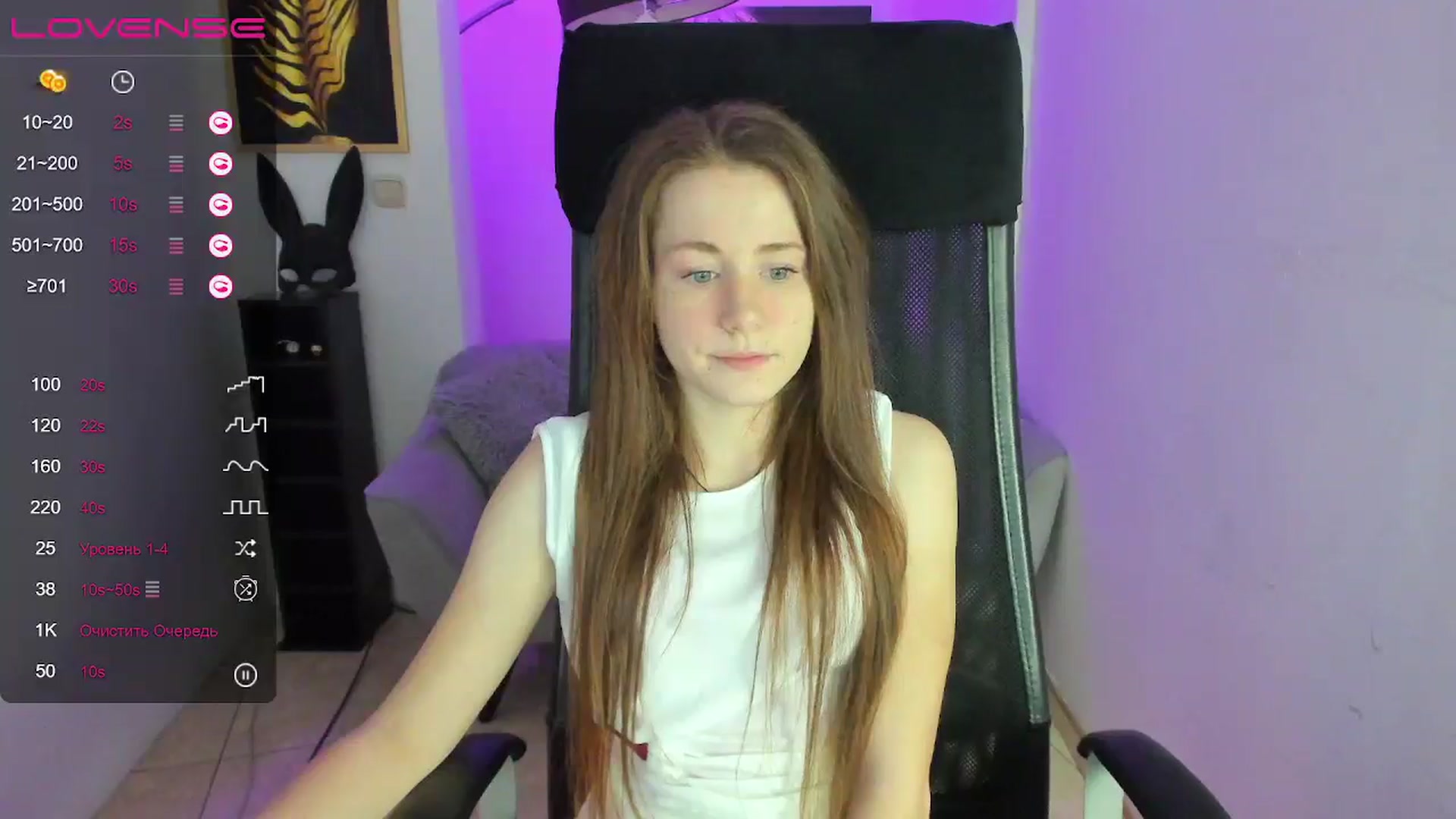 Gallery image thumbnail from Moonshinee's myfreecams stream on, 01/03/2025, 13:57 image 5 of 20