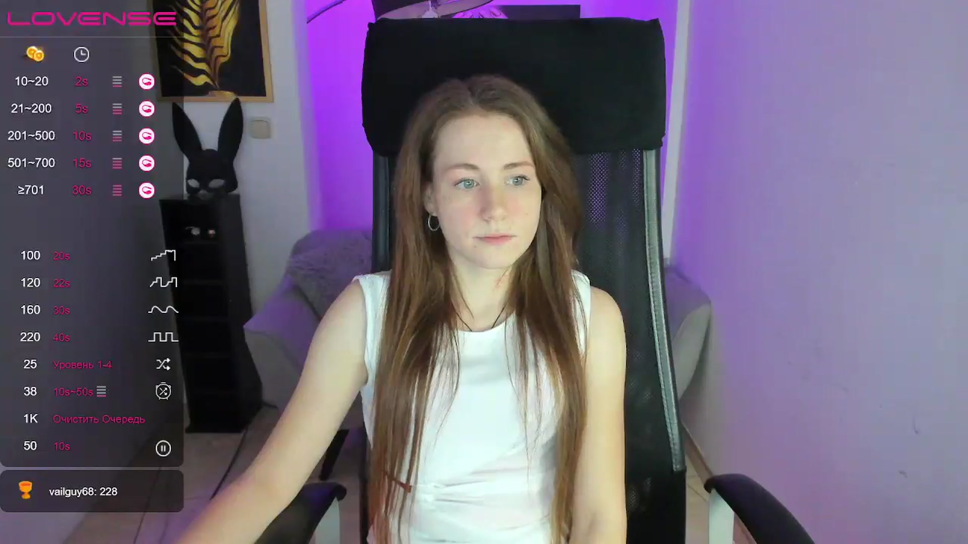 Gallery image thumbnail from Moonshinee's myfreecams stream on, 01/03/2025, 14:37 image 13 of 20