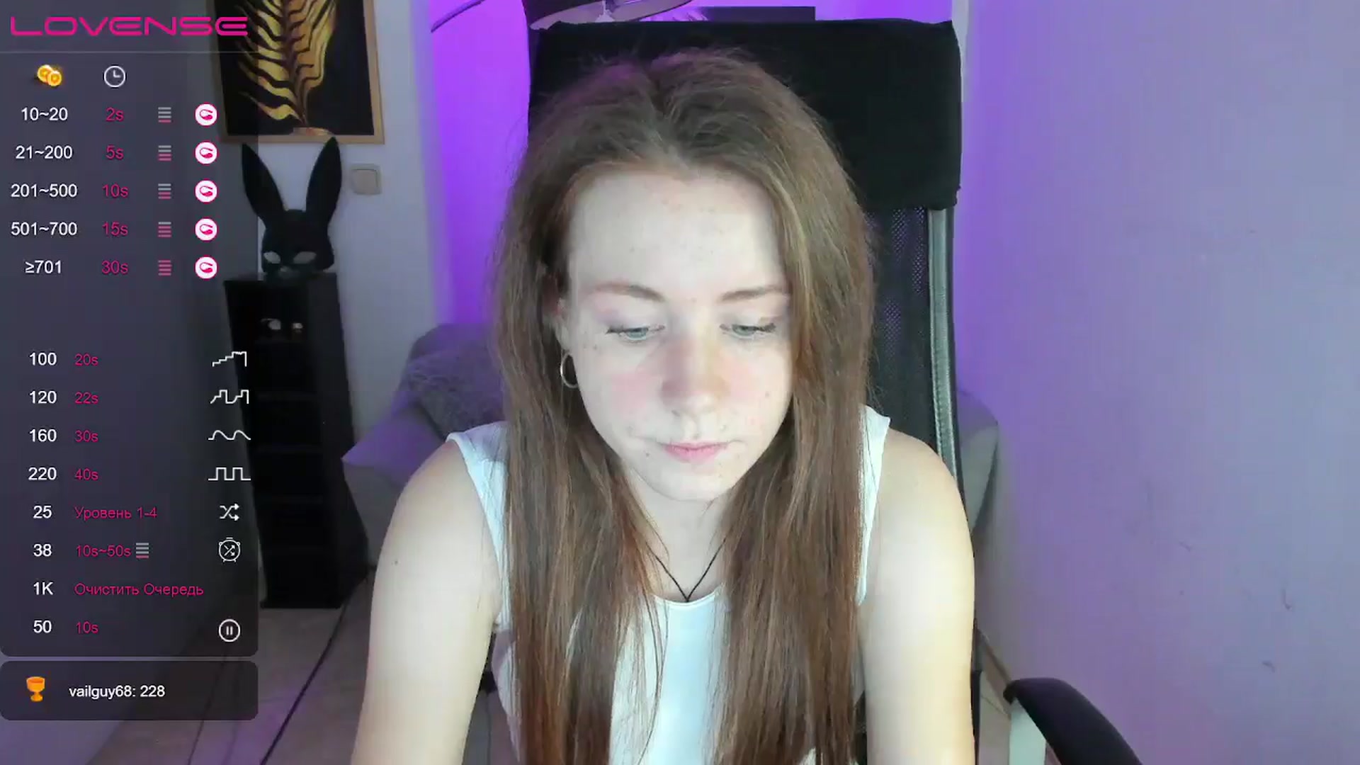 Gallery image thumbnail from Moonshinee's myfreecams stream on, 01/03/2025, 14:37 image 6 of 20