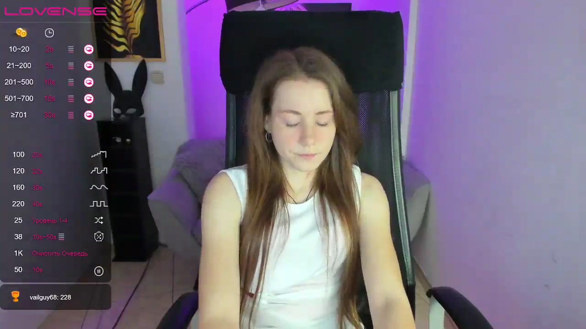 Gallery image thumbnail from Moonshinee's myfreecams stream on, 01/03/2025, 14:37 image 14 of 20