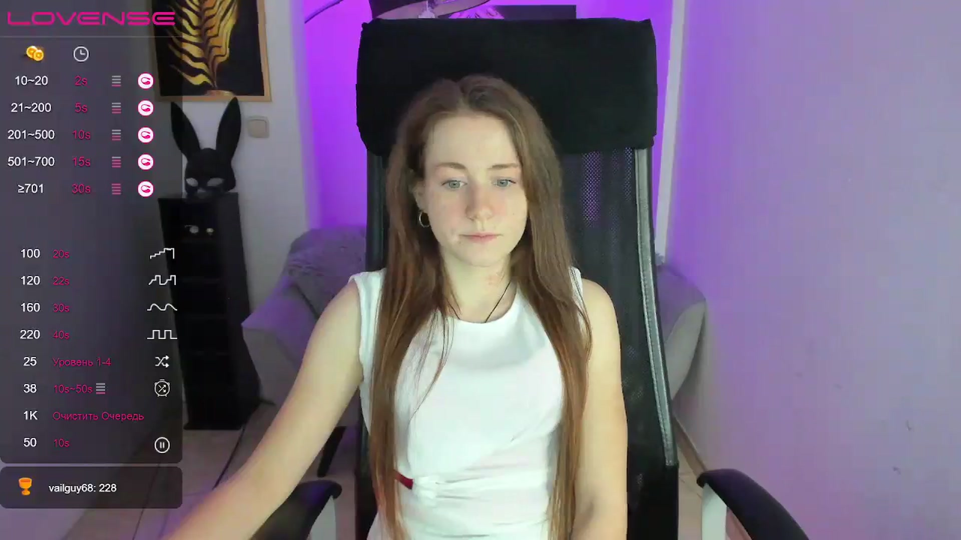 Gallery image thumbnail from Moonshinee's myfreecams stream on, 01/03/2025, 14:37 image 4 of 20