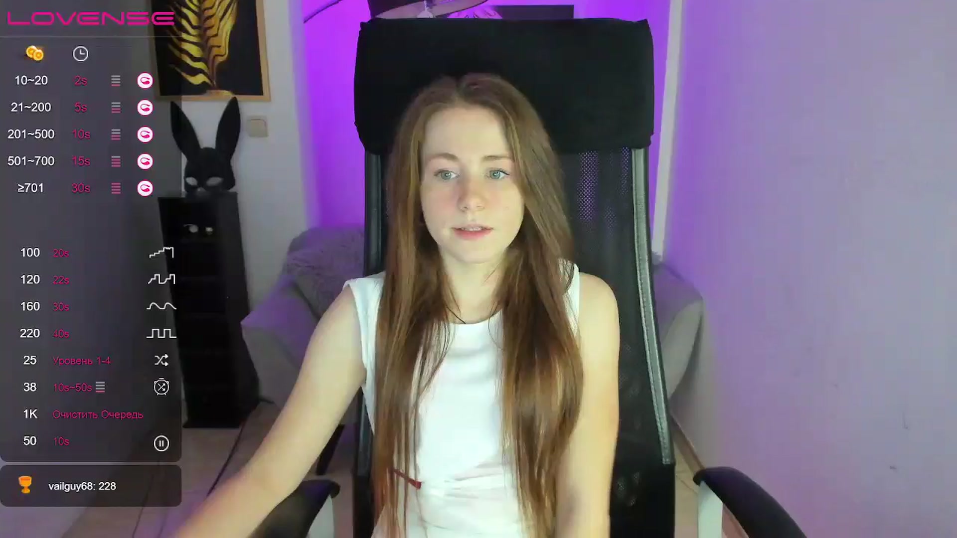 Gallery image thumbnail from Moonshinee's myfreecams stream on, 01/03/2025, 14:37 image 1 of 20